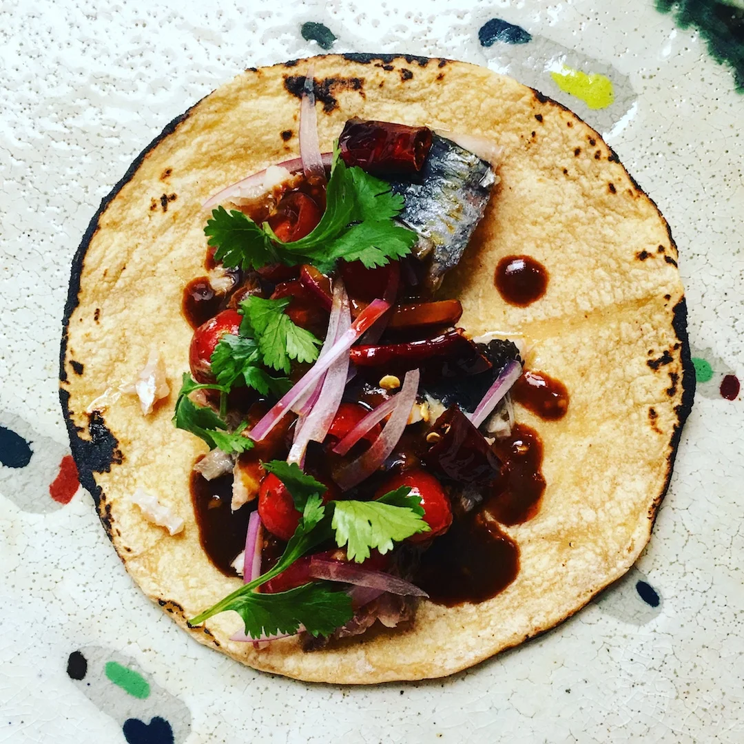 09062018_bombasdeumami-taco de sardinas.jpg