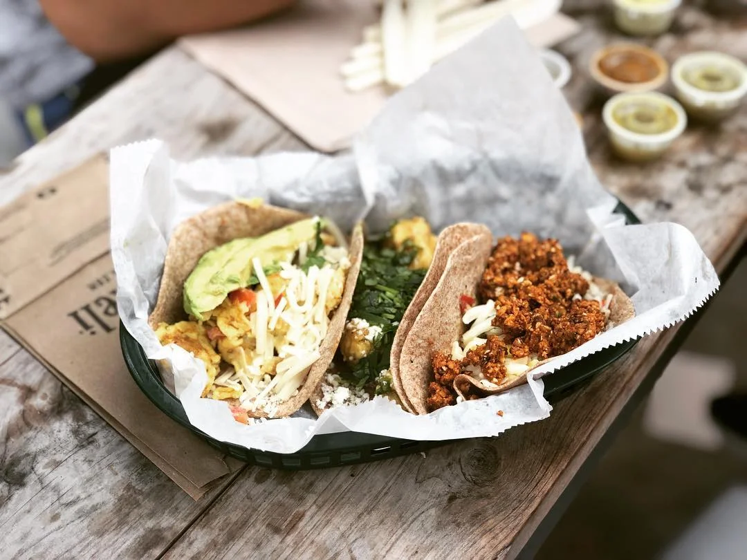 Breakfast+tacos+en+Taco+Deli.jpg