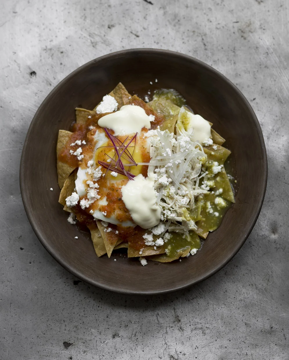 05272019_receta-chilaquiles divorciados olvera 01.jpg