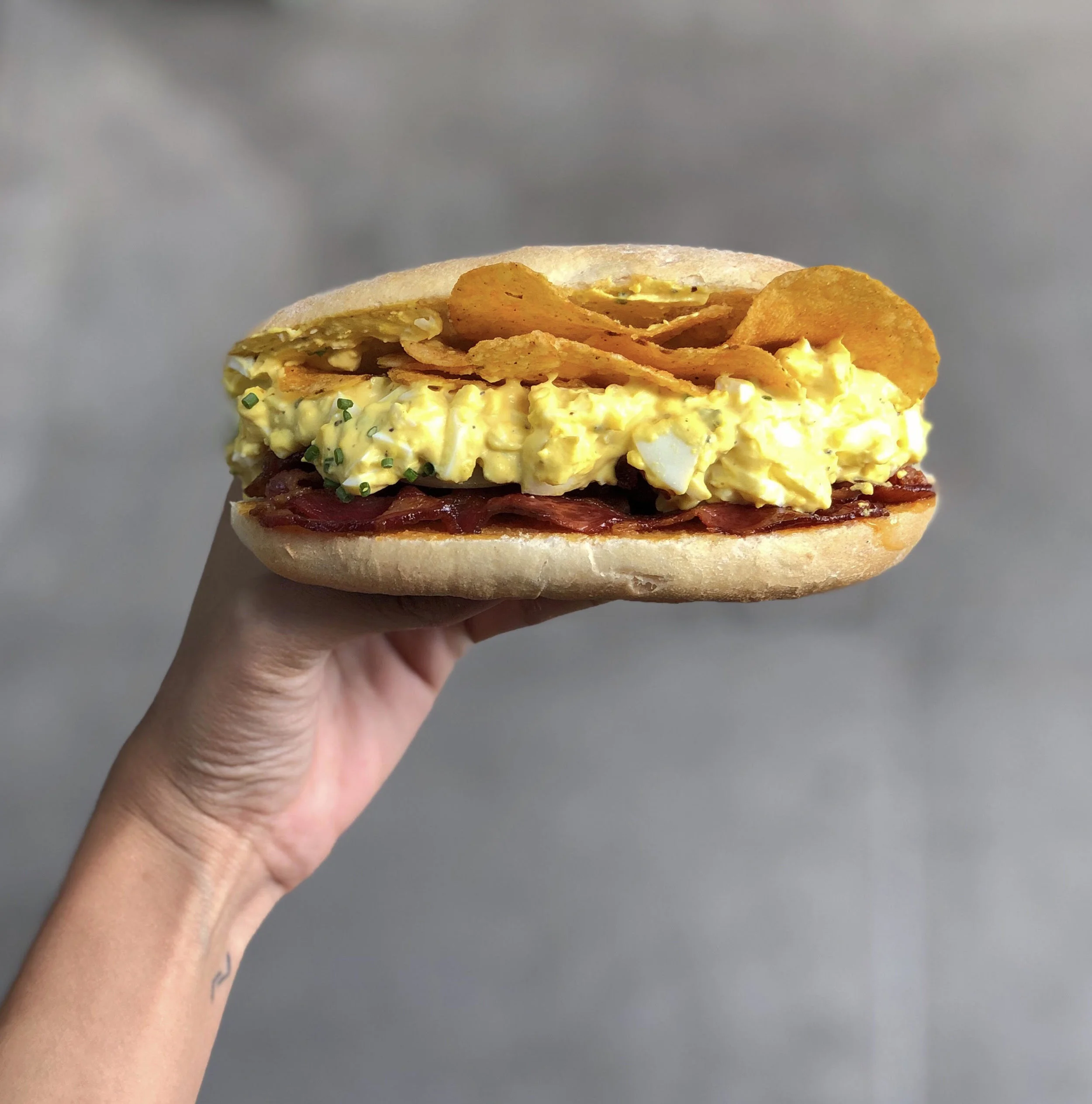 07152019_entre2panes-sandwich de huevo 02.jpg