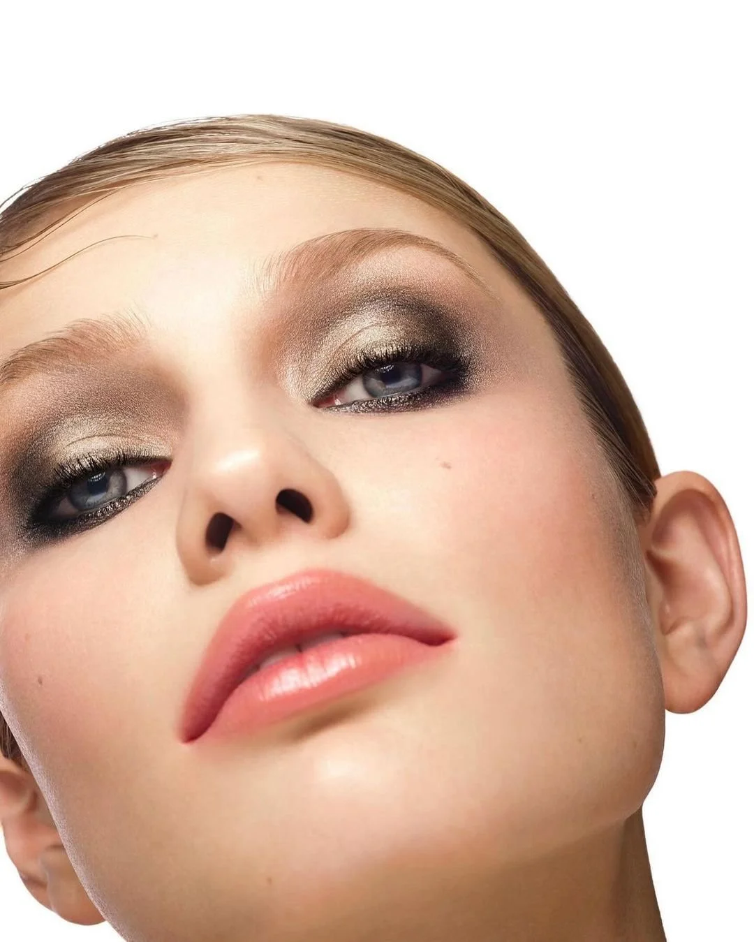  beauty photographer photo shoot nyc agency model closeup portrait photographer studio lighting commercial photographer magazine photographer advertising photographer headshot photographer 