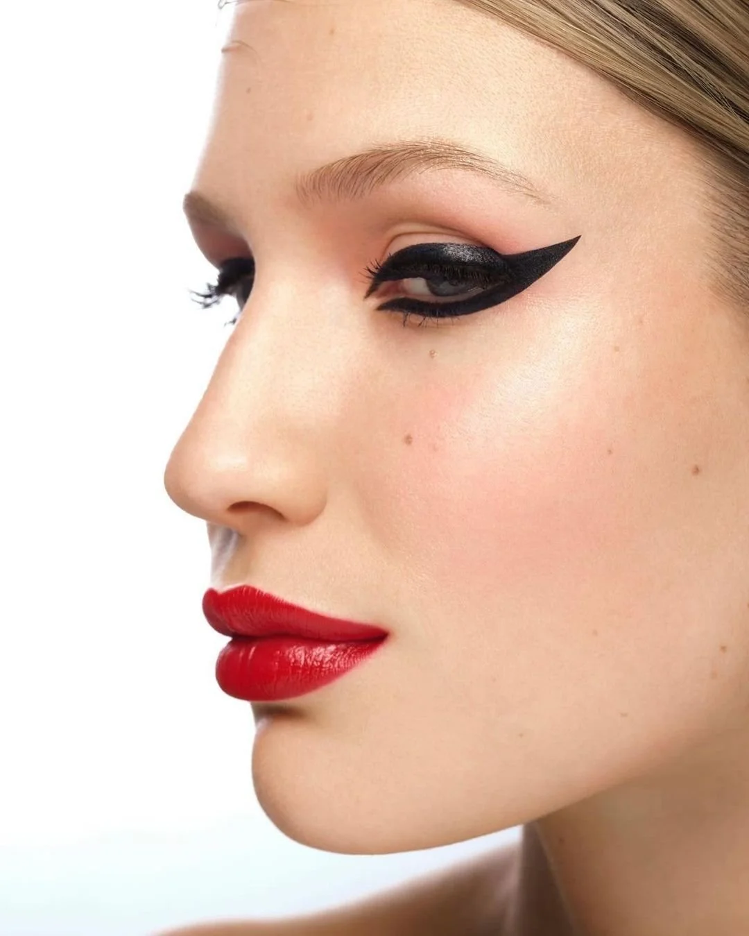  beauty photographer photo shoot nyc agency model closeup portrait photographer studio lighting commercial photographer magazine photographer advertising photographer headshot photographer 