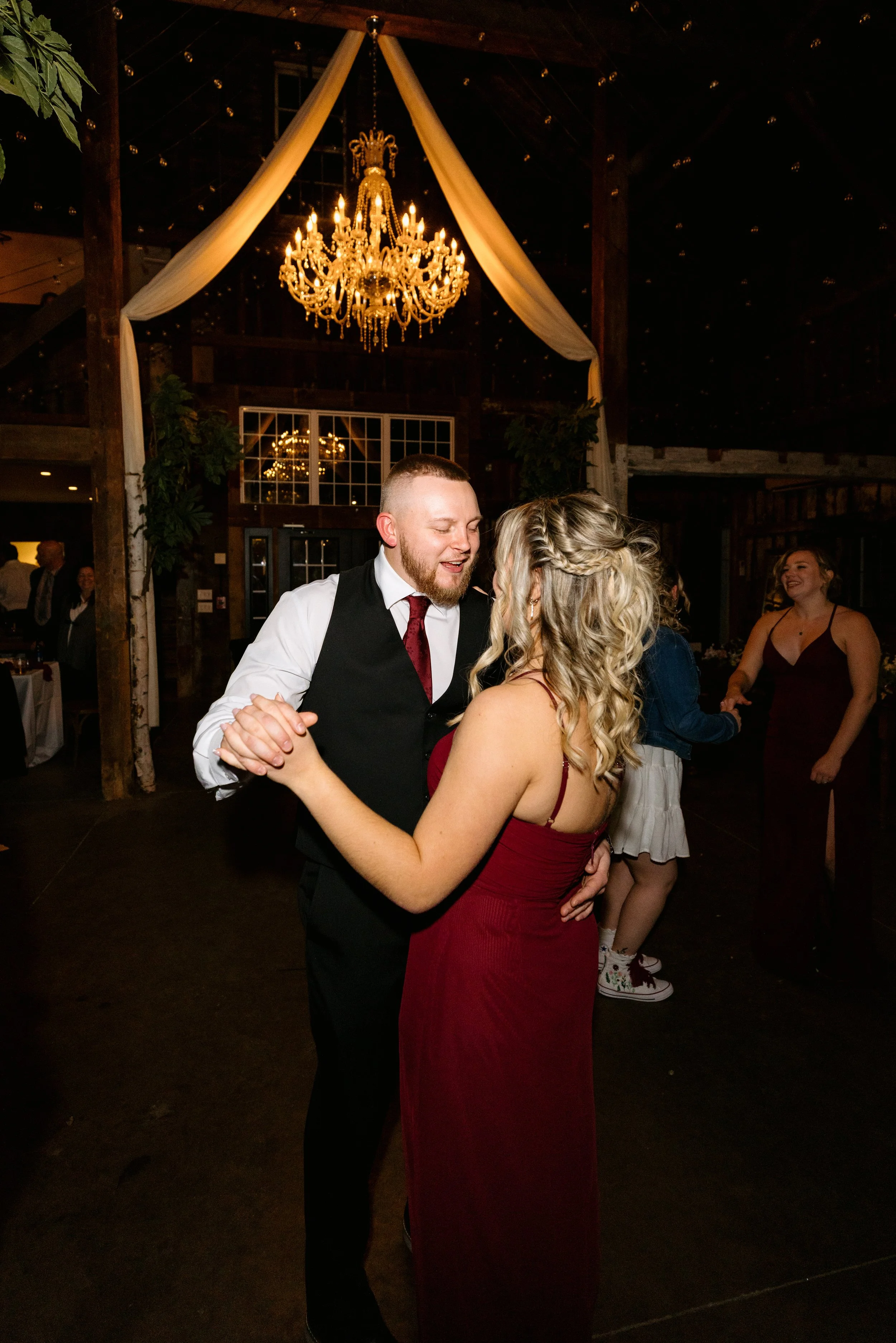 Winthrop Carter House Wedding (682 of 734).jpg