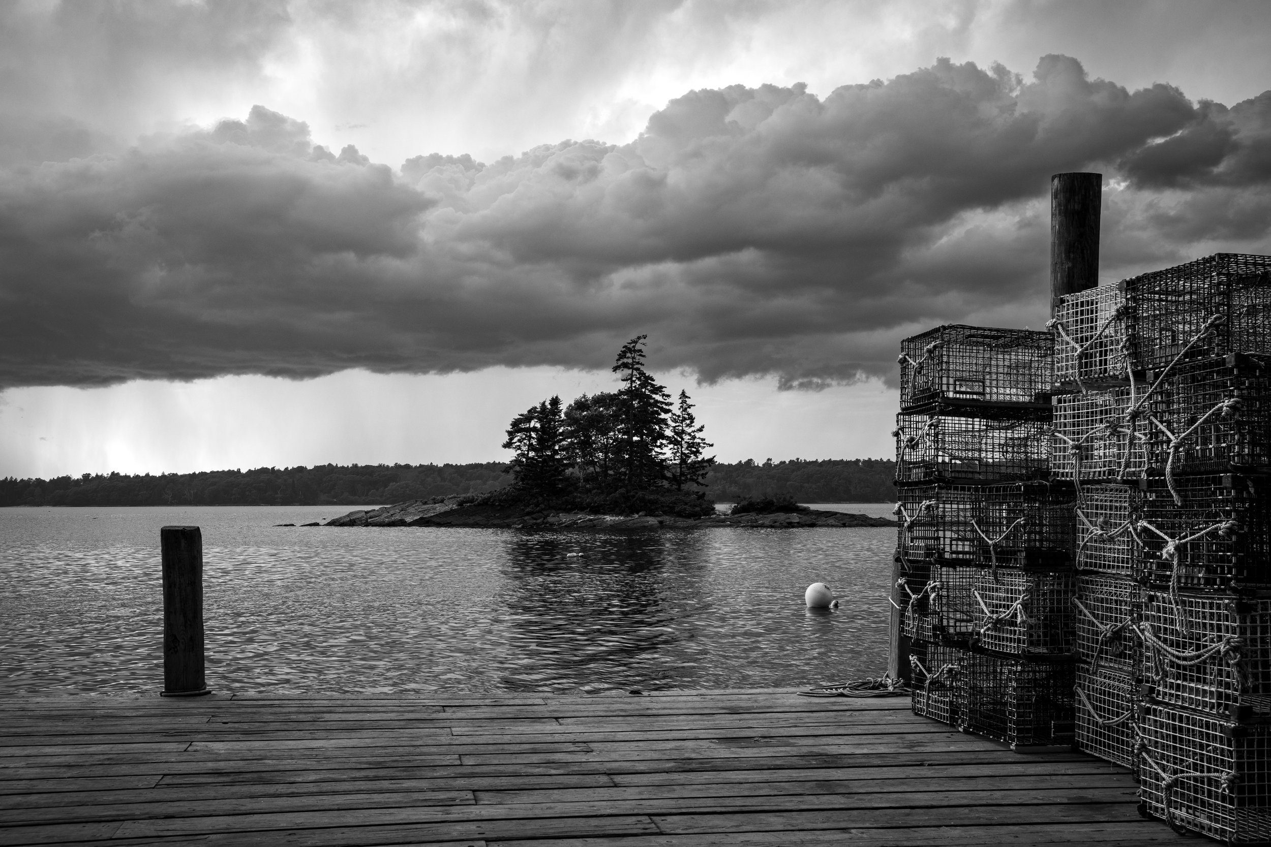 Looming Lookout Point Web (1 of 1).jpg