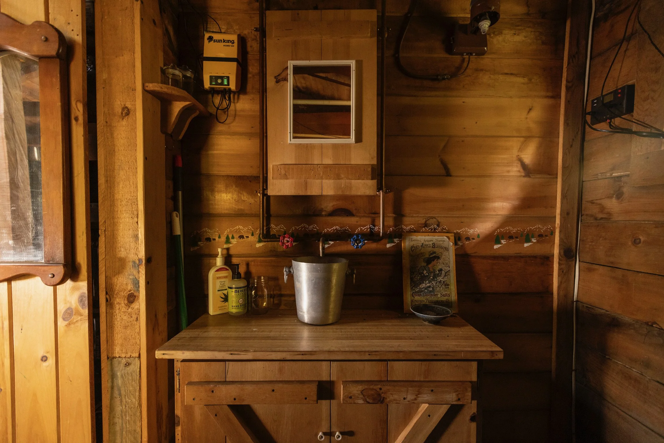 10 bath sink.JPG