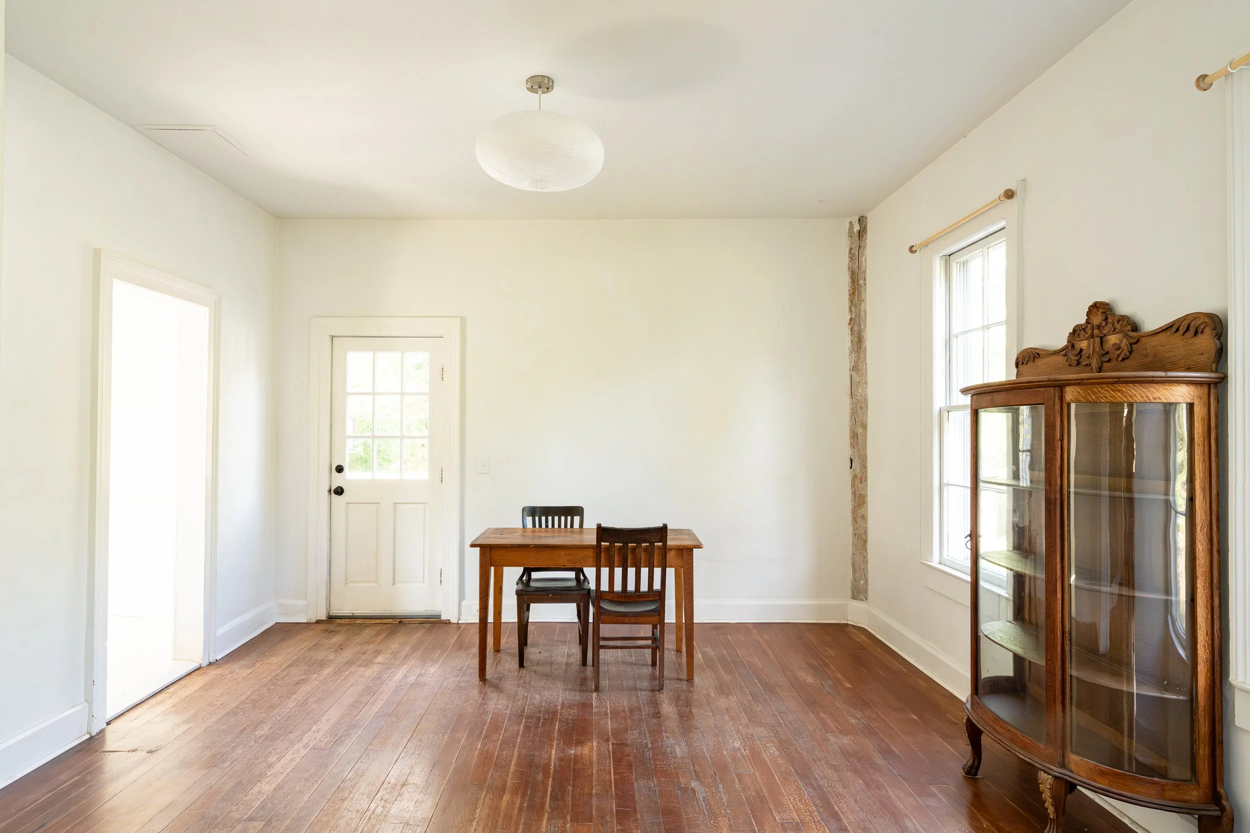 11 - 300 Maple Ave.jpg