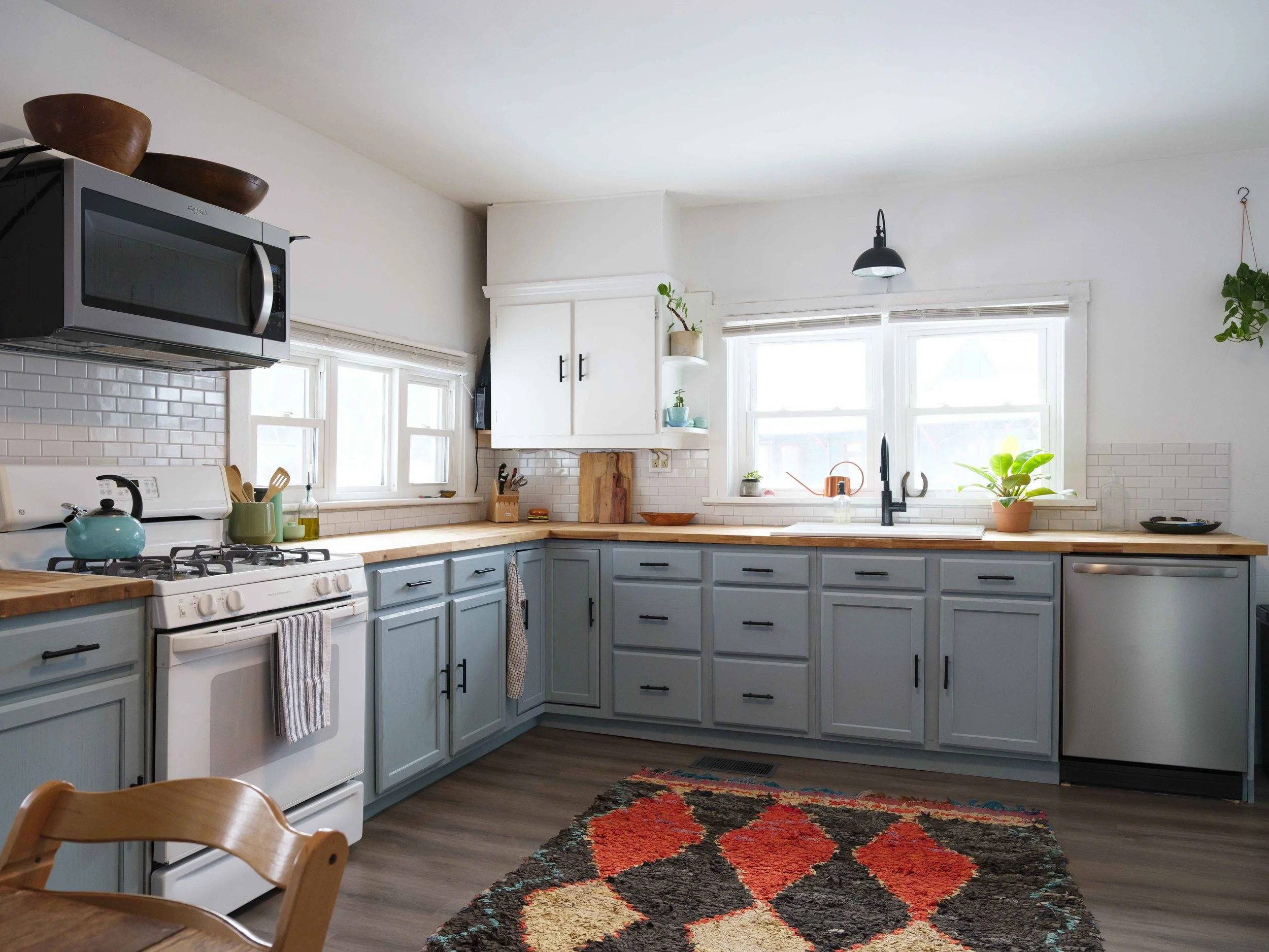 04 kitchen wide shot.jpg