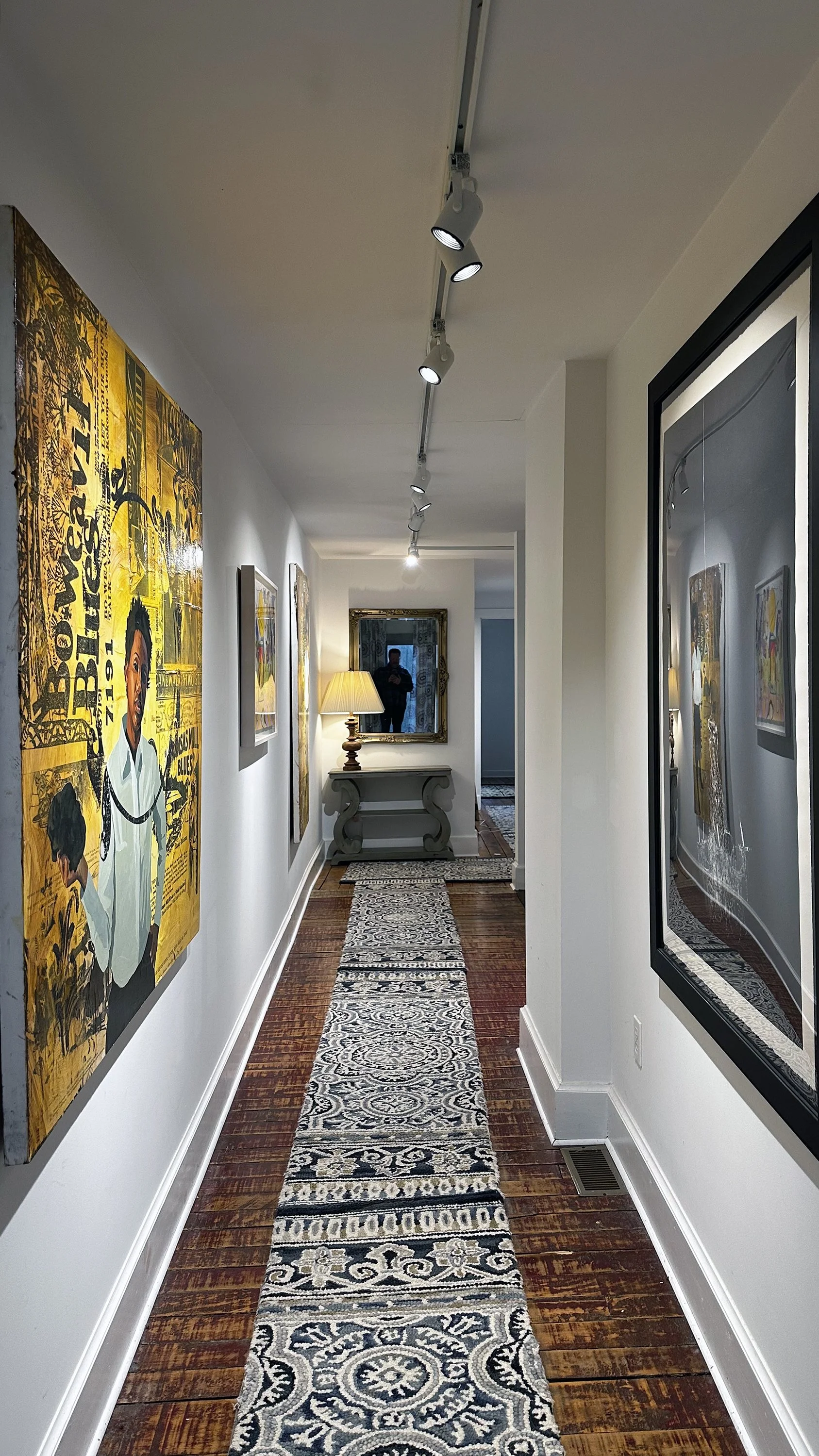12 Hall1.jpg