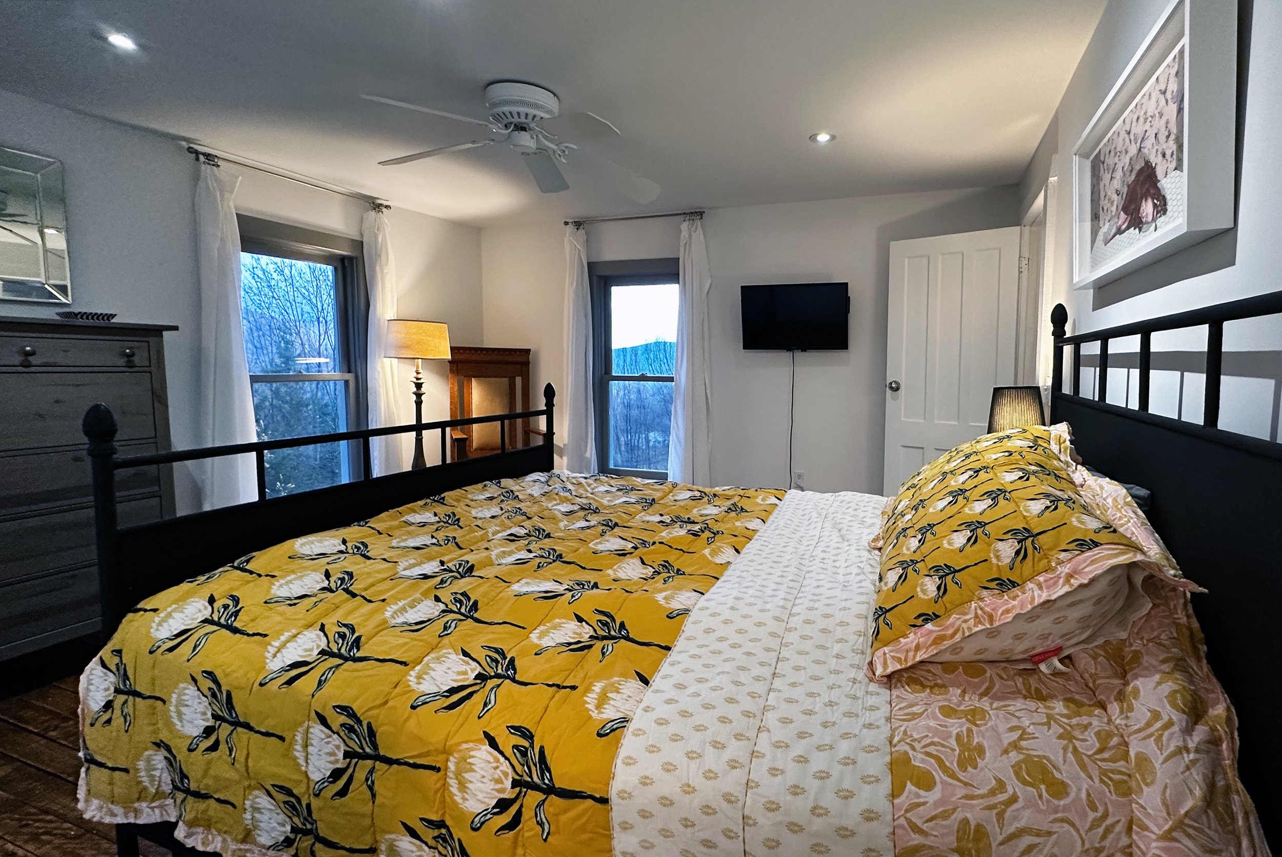 19 bed Resv1.jpg