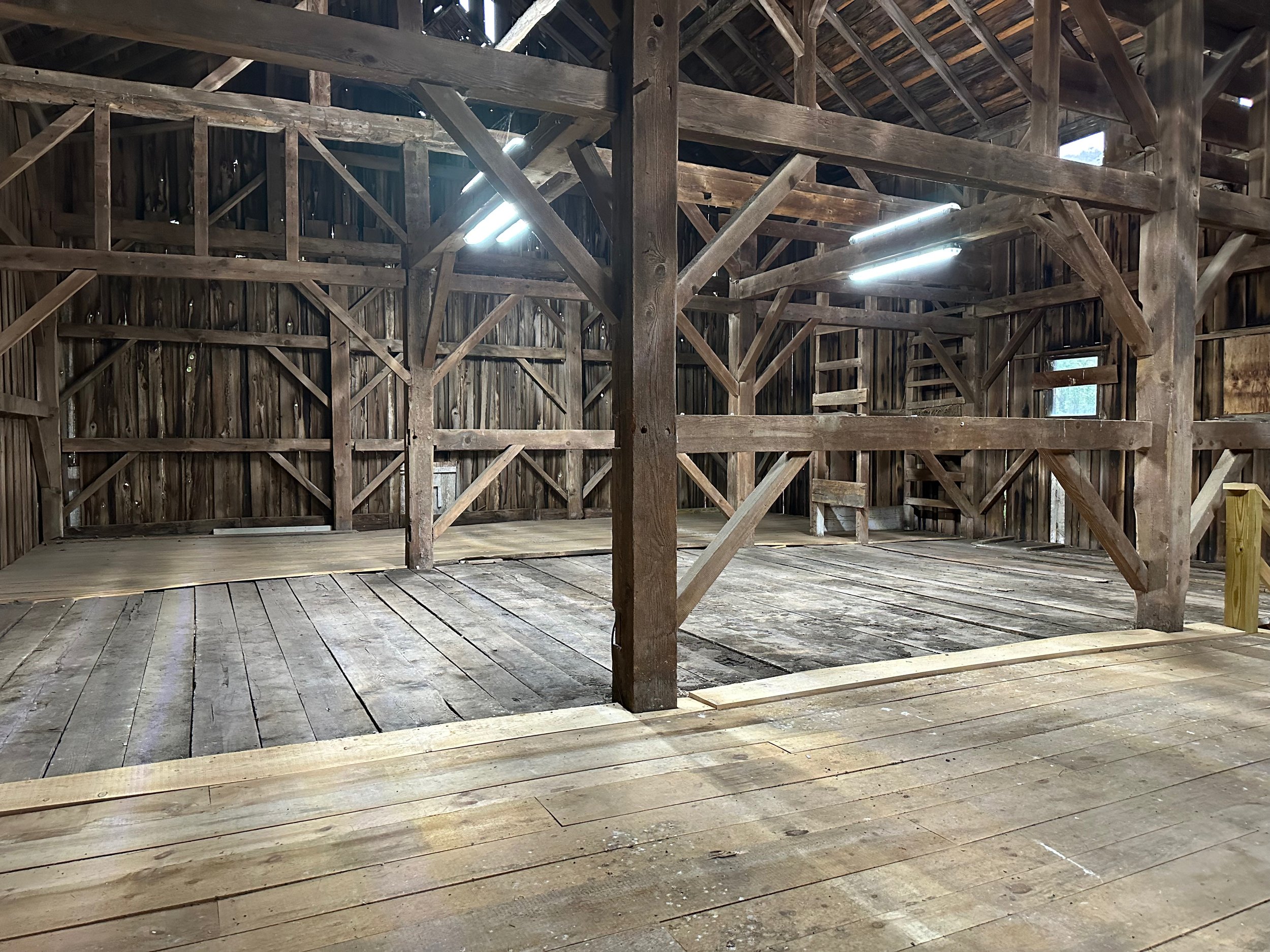 51 barn interior 3.jpeg