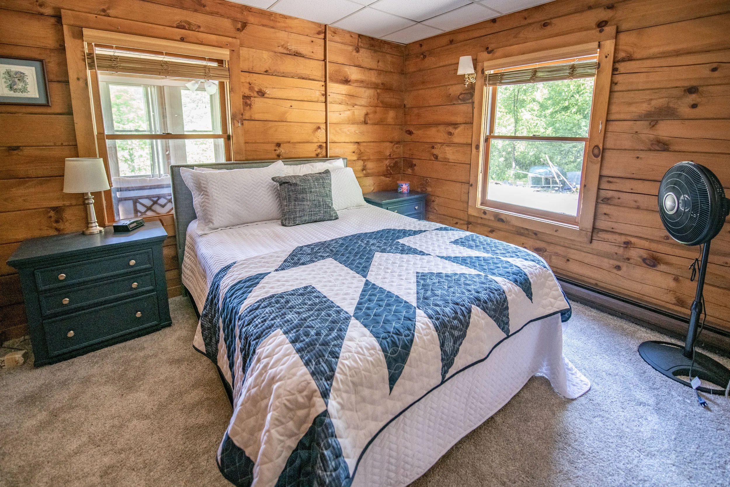 10-primary-bed.jpg