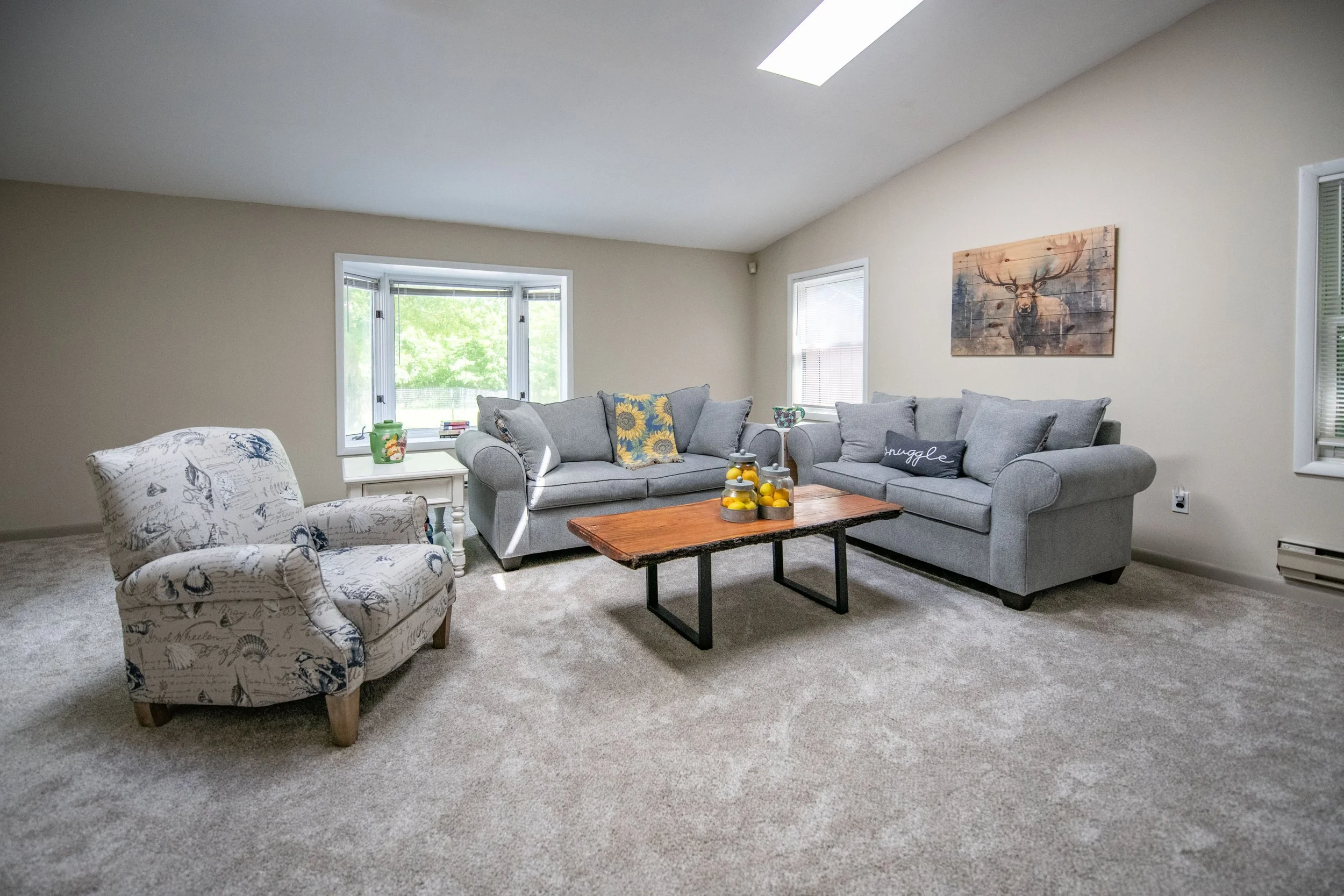 12-living-room.jpg