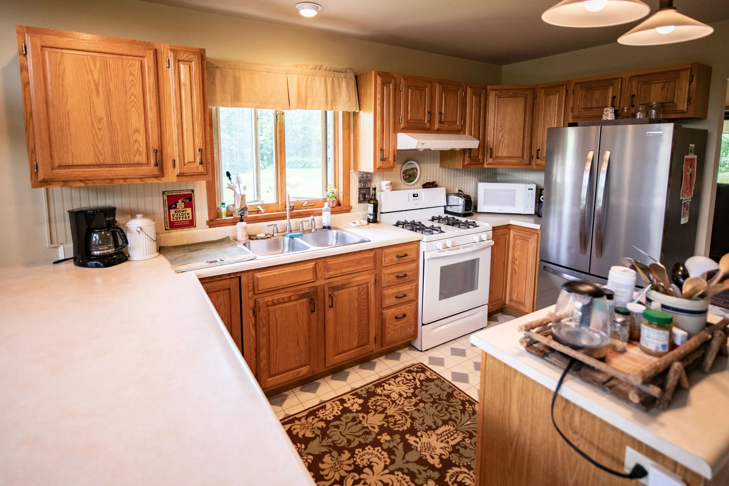09 kitchen2.jpg