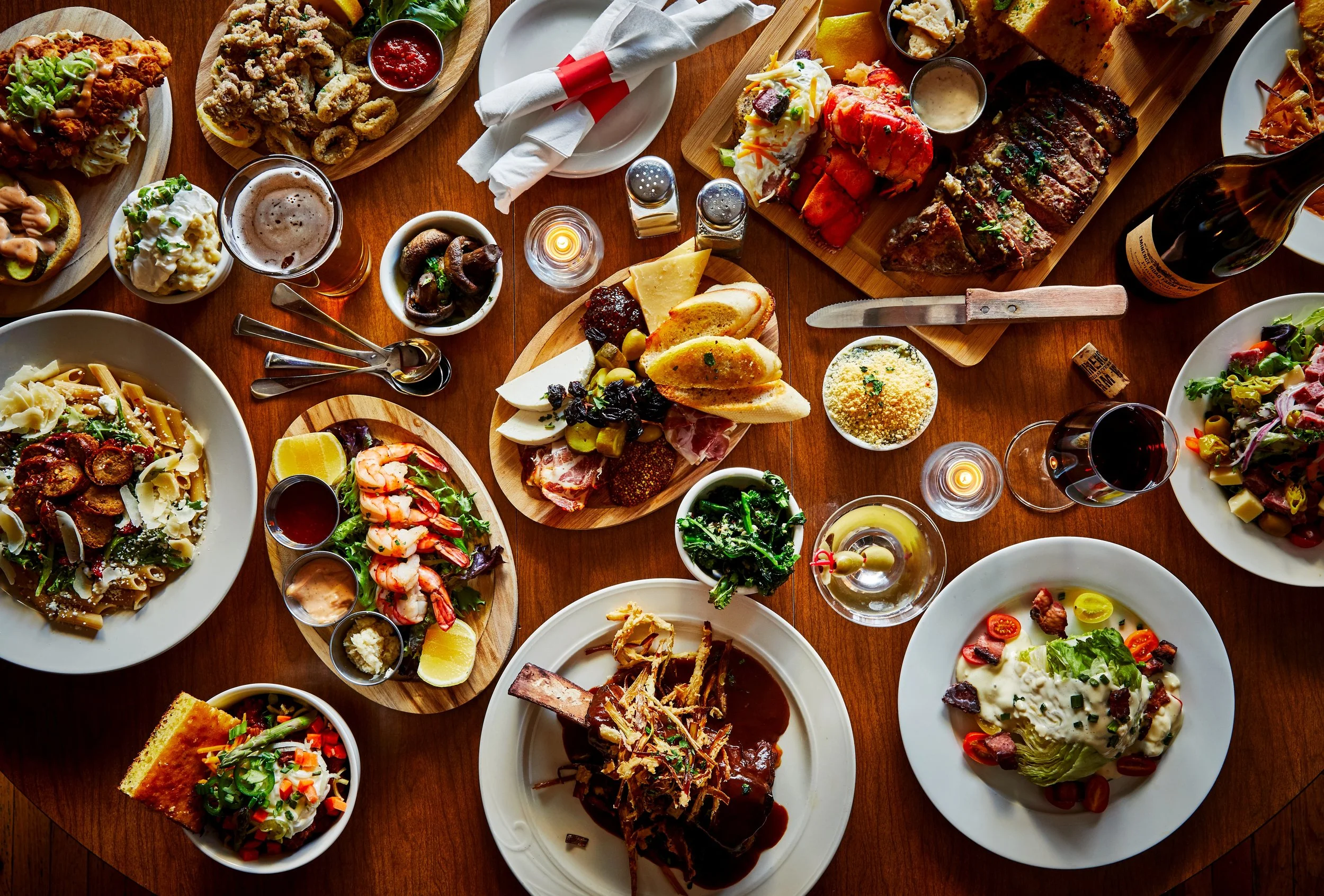19.1 Andes Hotel_Christian Harder_table.jpg