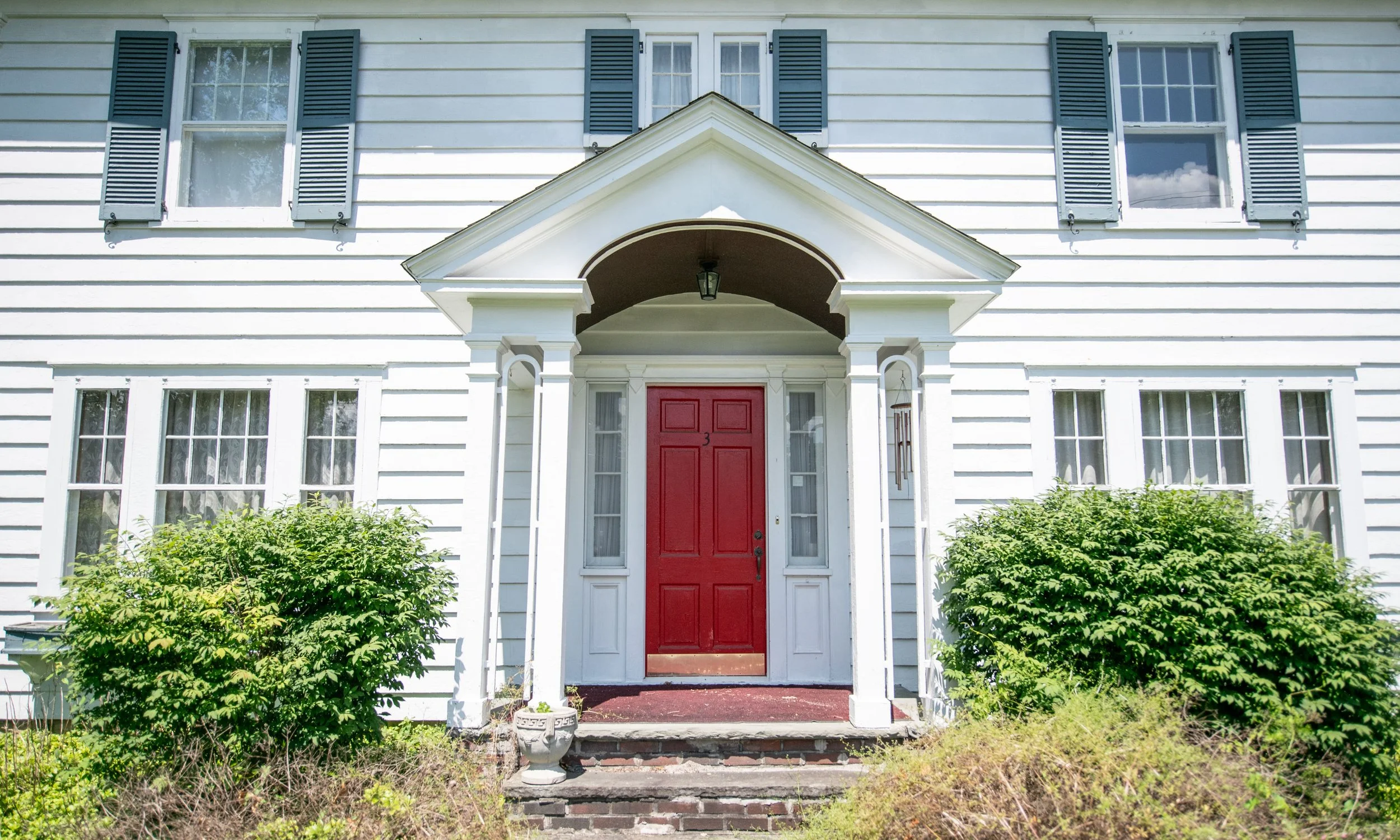 02-front-door.jpg
