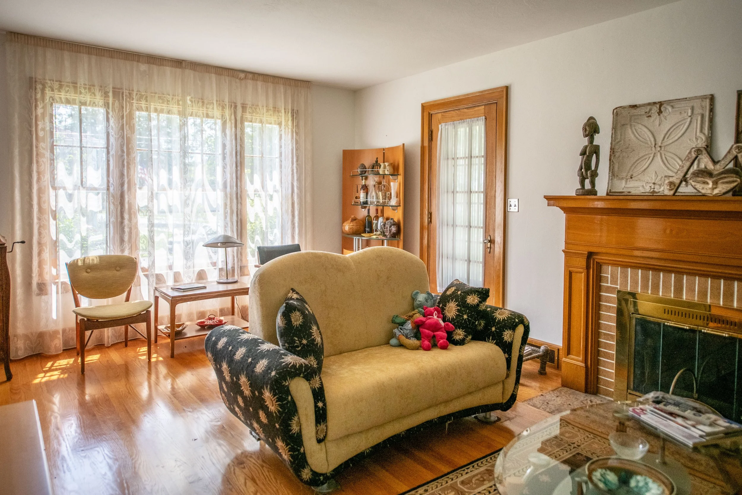 06-living-room-1.jpg