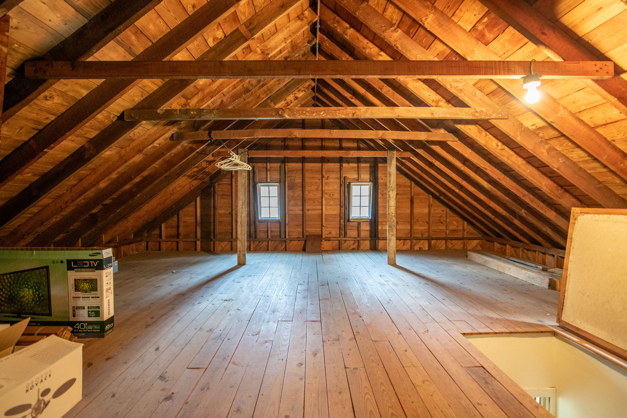 18-attic.jpg
