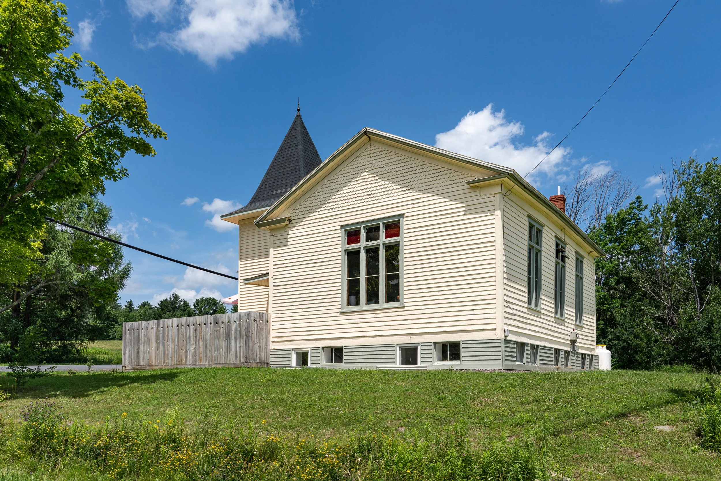 30 - 150 Blenheim Hill Rd.jpg