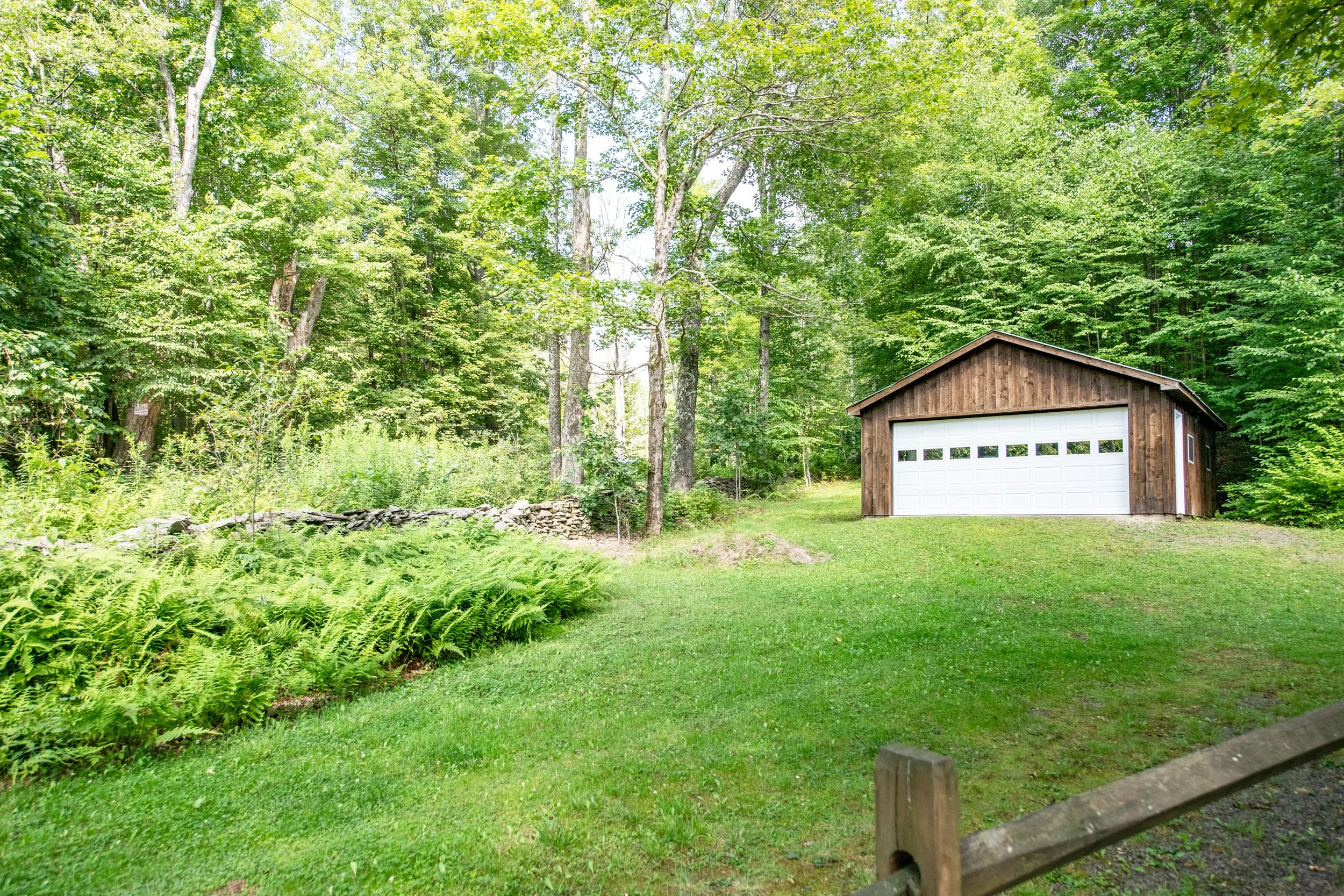04-garage-ext.jpg