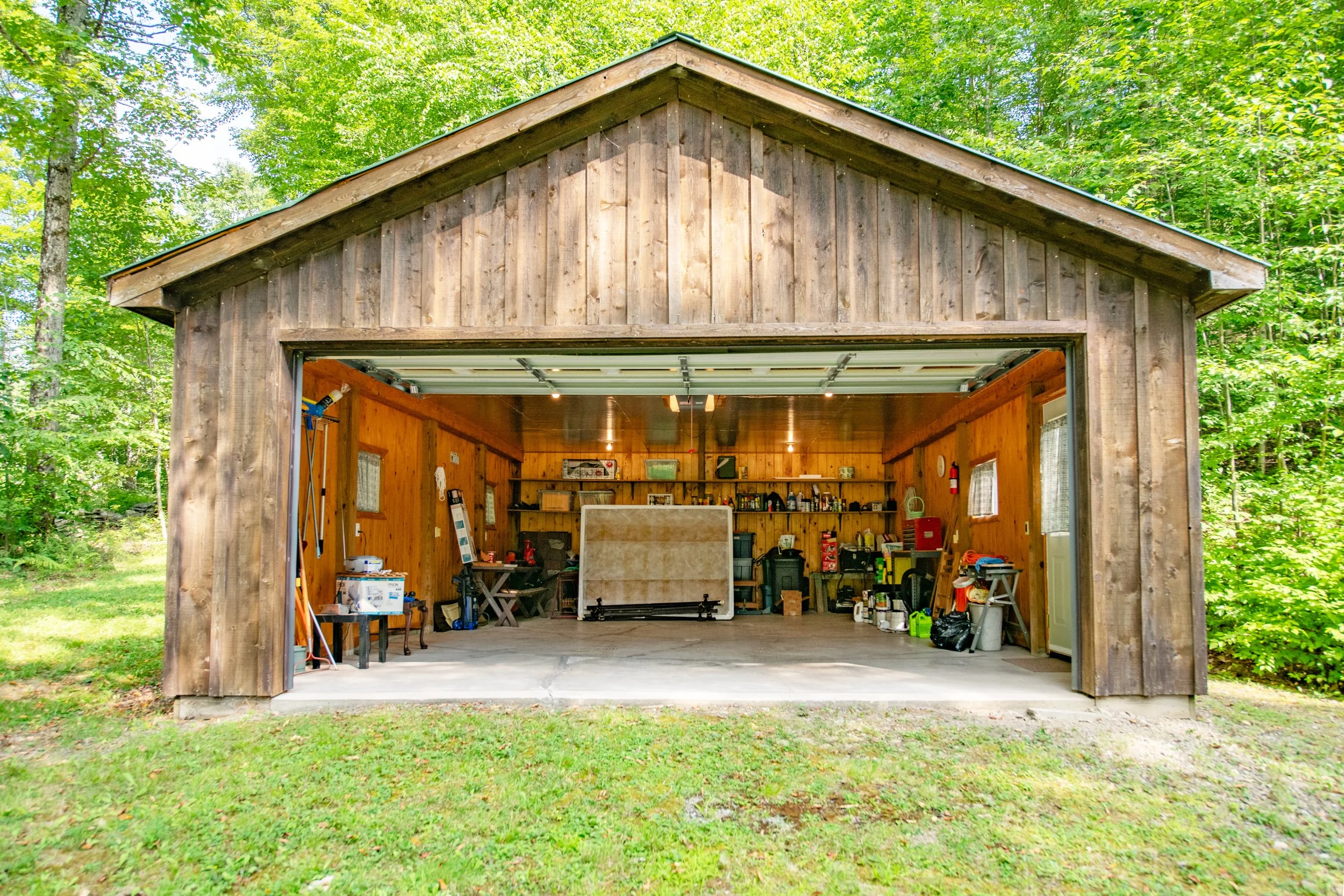 05-garage-int.jpg