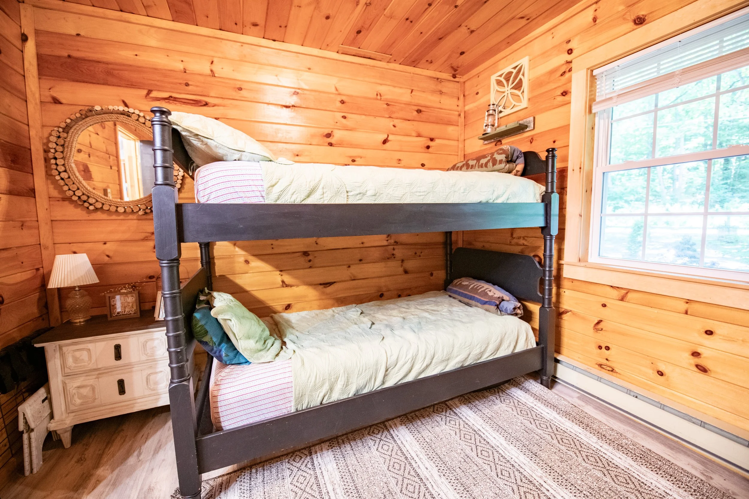 09bunk-beds.jpg