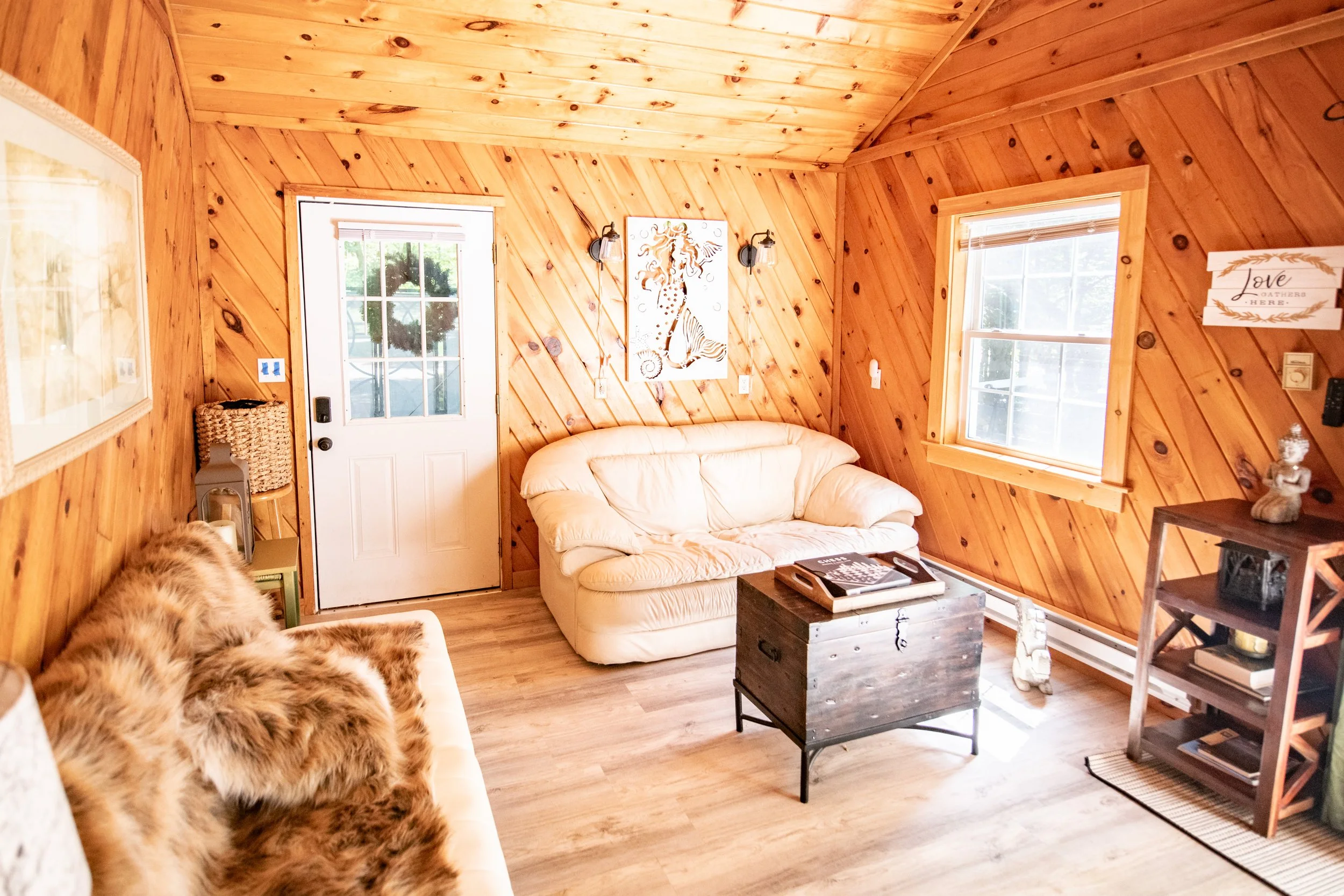13living-room-2.jpg