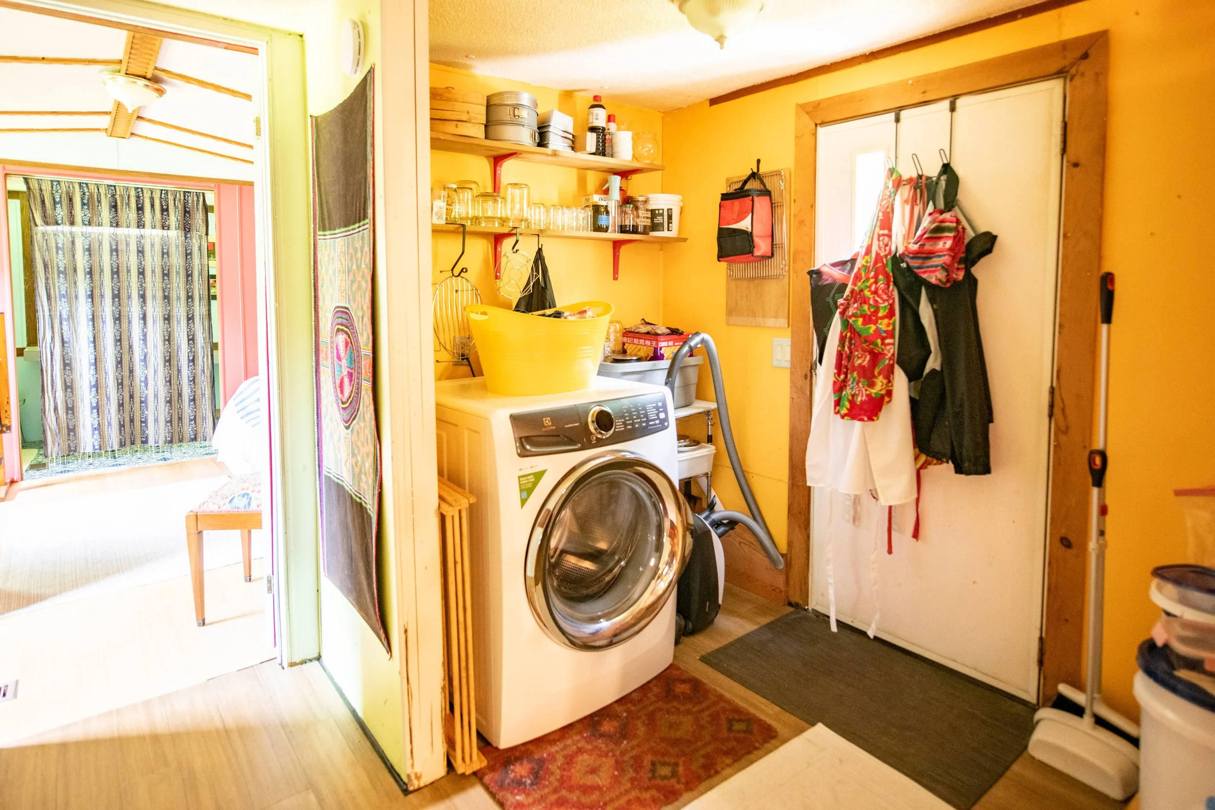 12-laundry.jpg