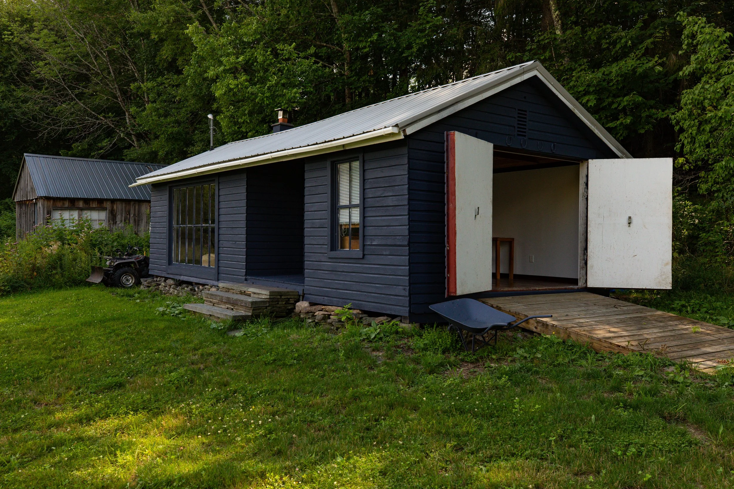 05 hathaway_pond_rd-ext-16.jpg