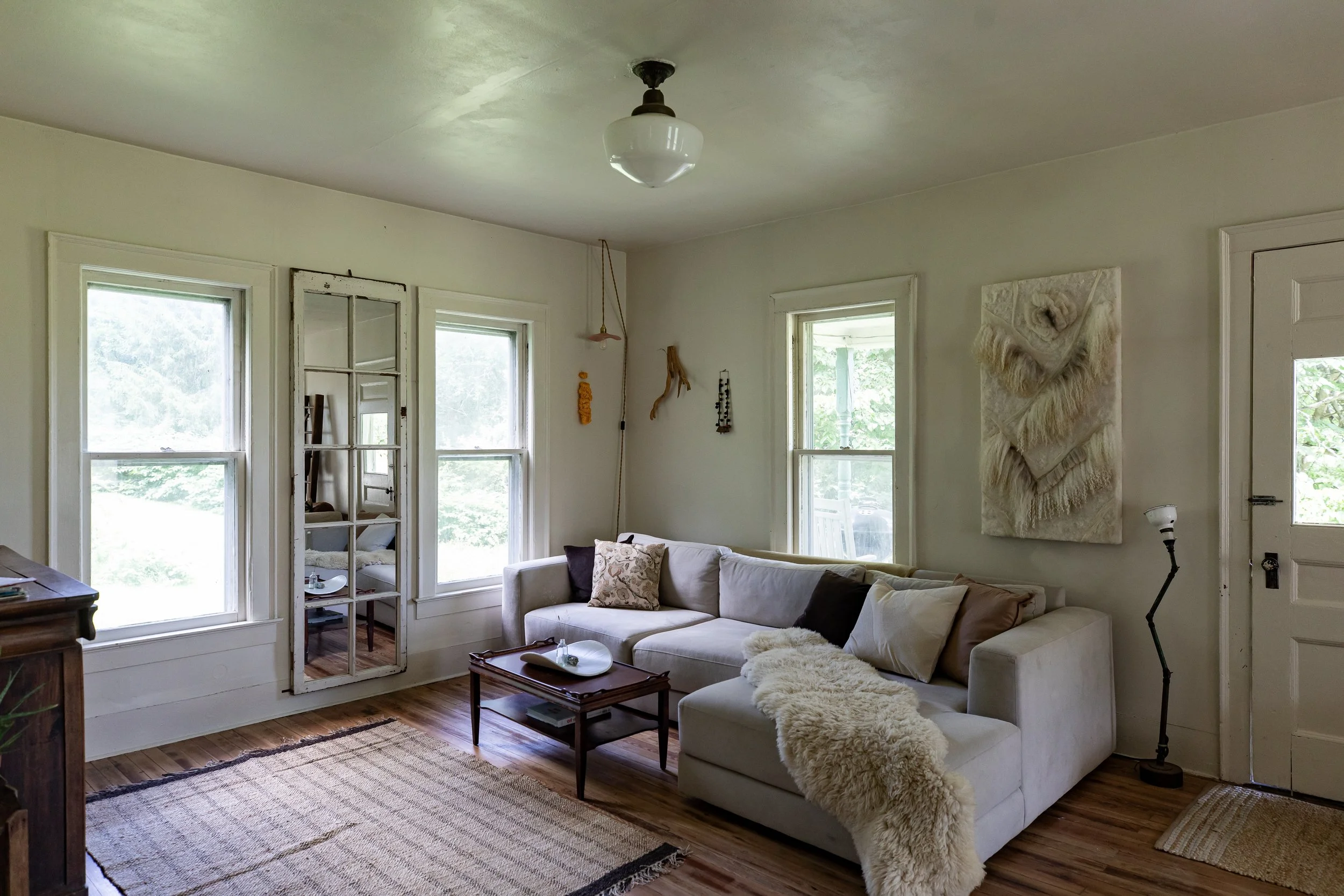 10 hathaway_pond_rd-int-1.jpg