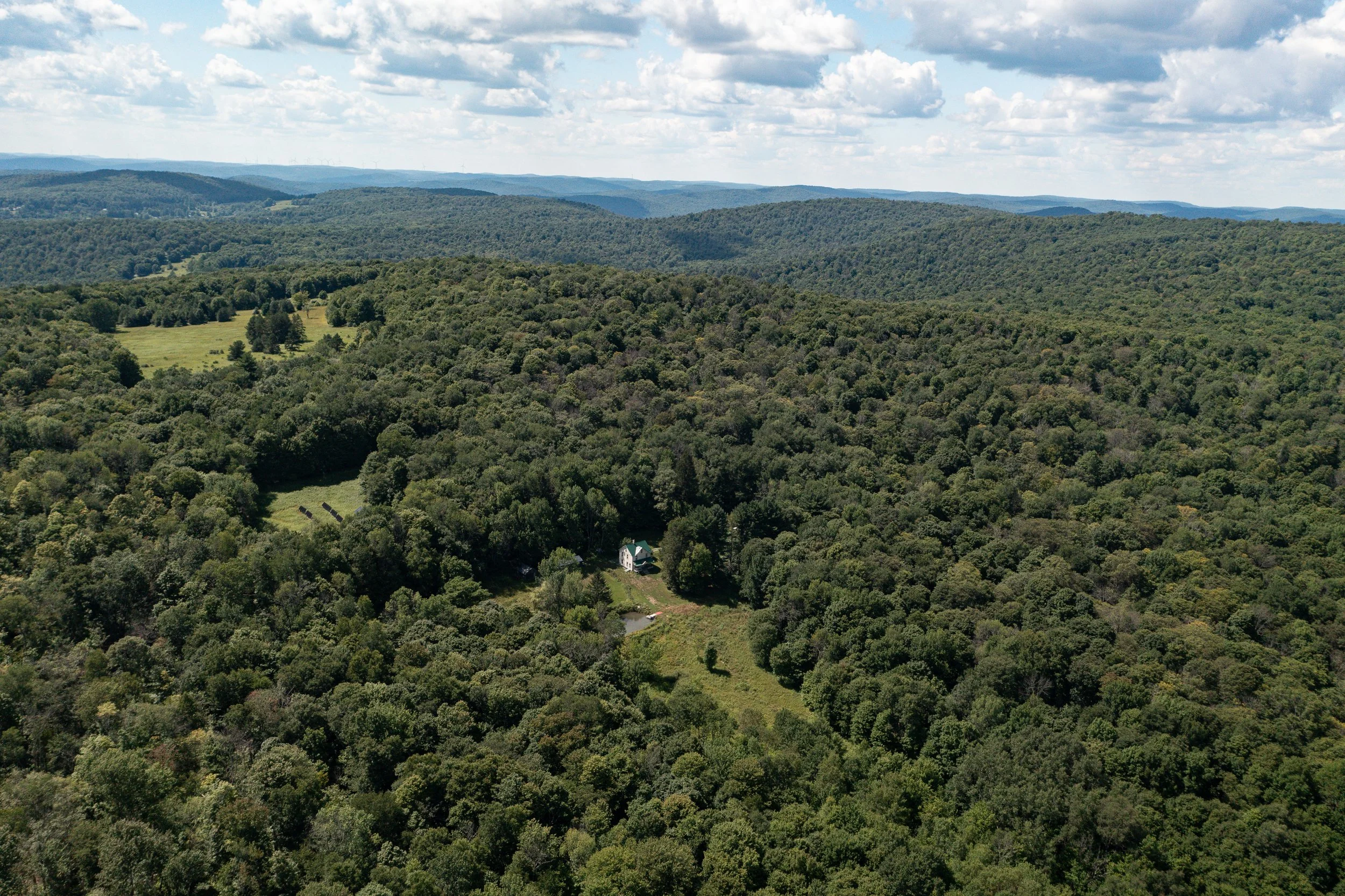 30 hathaway_pond_road-drone-3.jpg