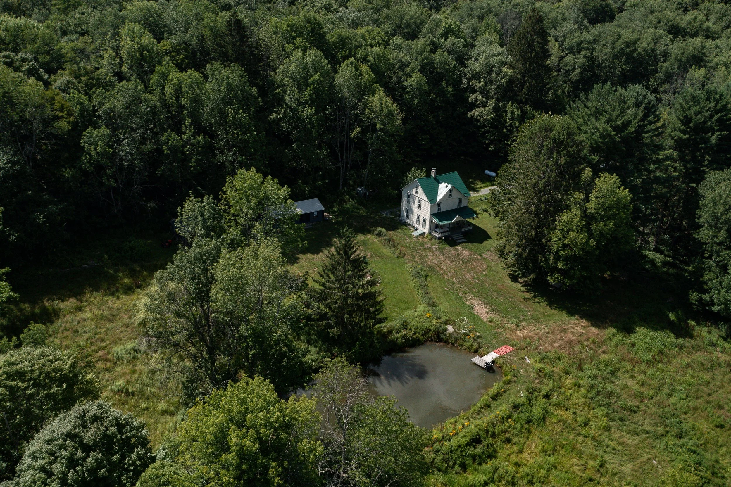 33 hathaway_pond_road-drone-6.jpg