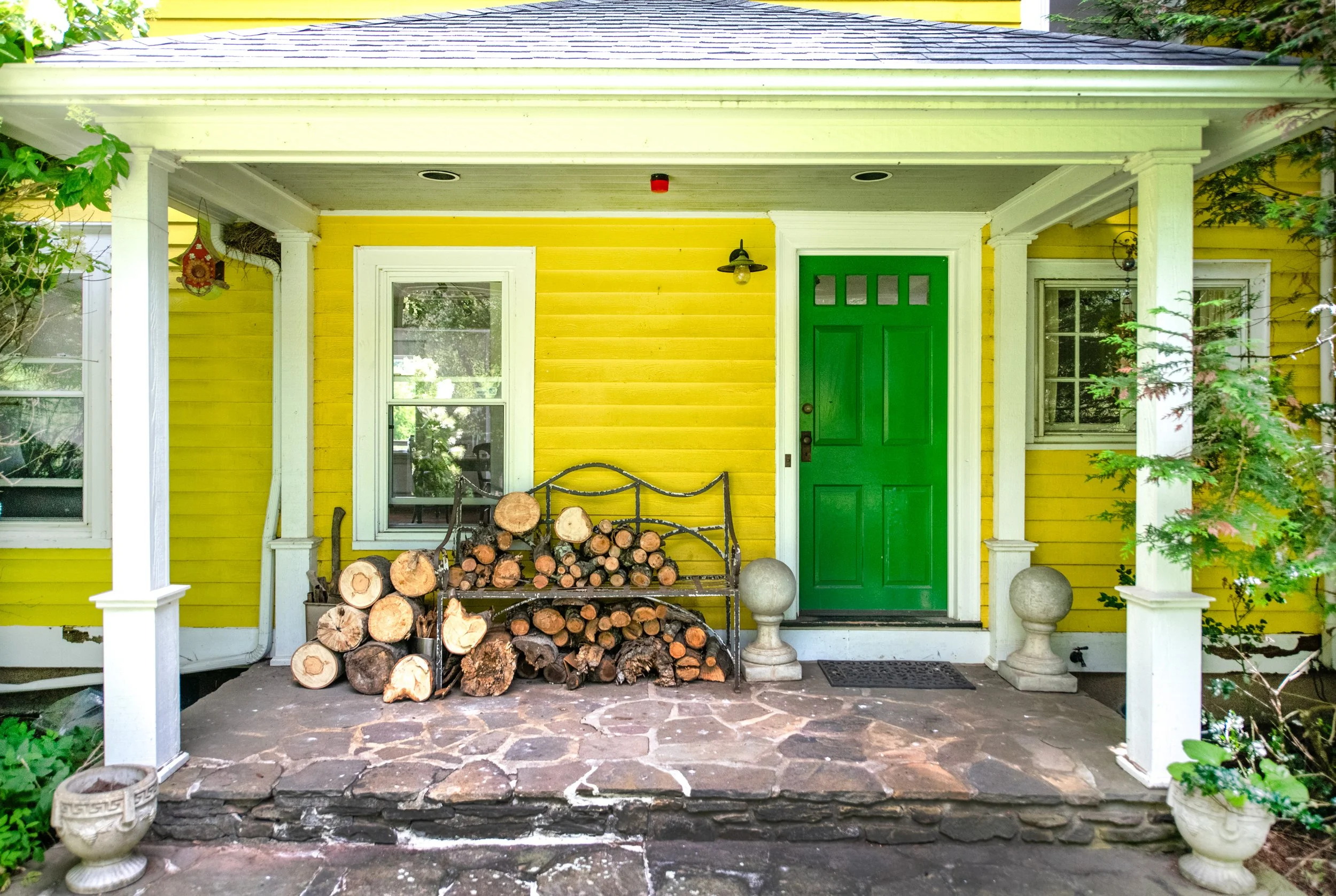 06 front door.jpg