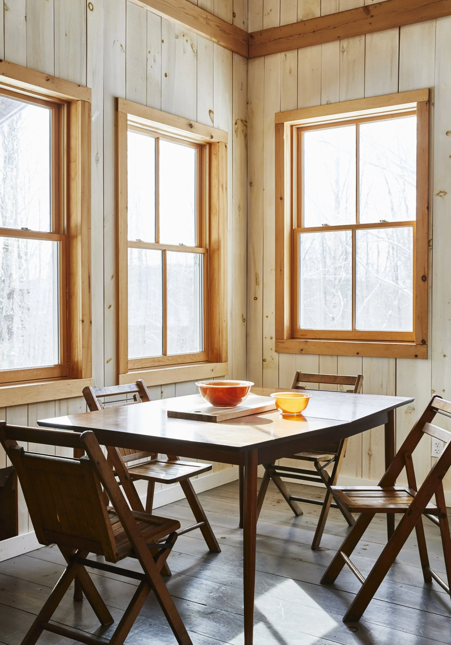 06_58TownsendRD_Kitchen_table.jpg