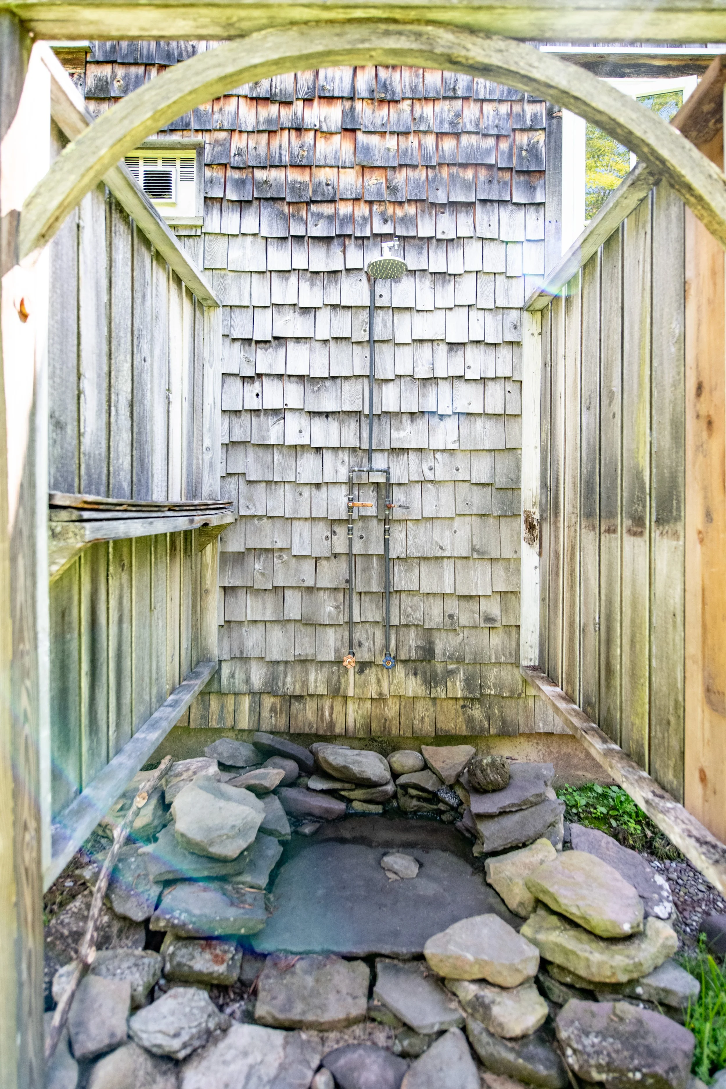 021_outdoor-shower.jpg