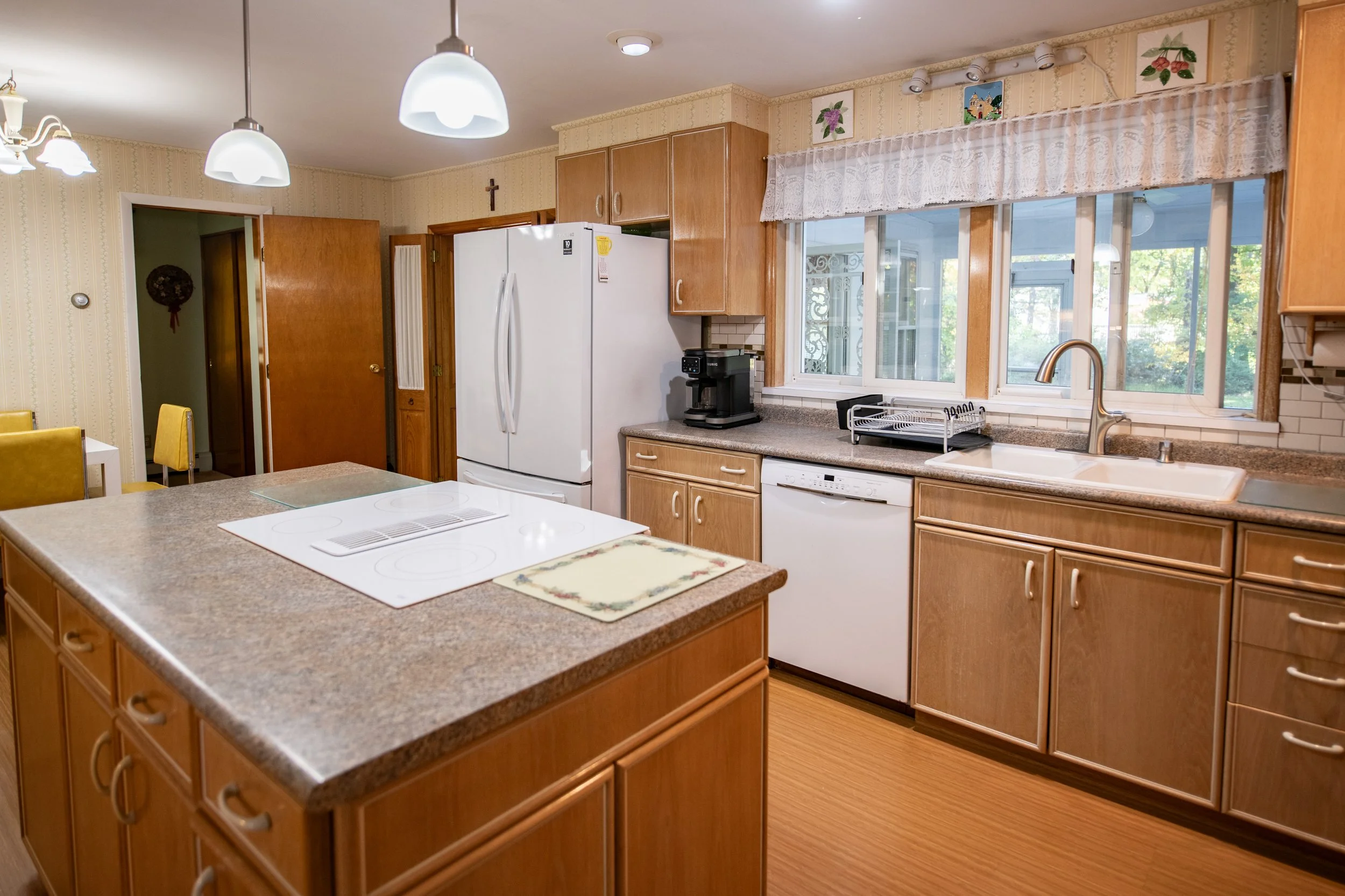 07-kitchen1.jpg