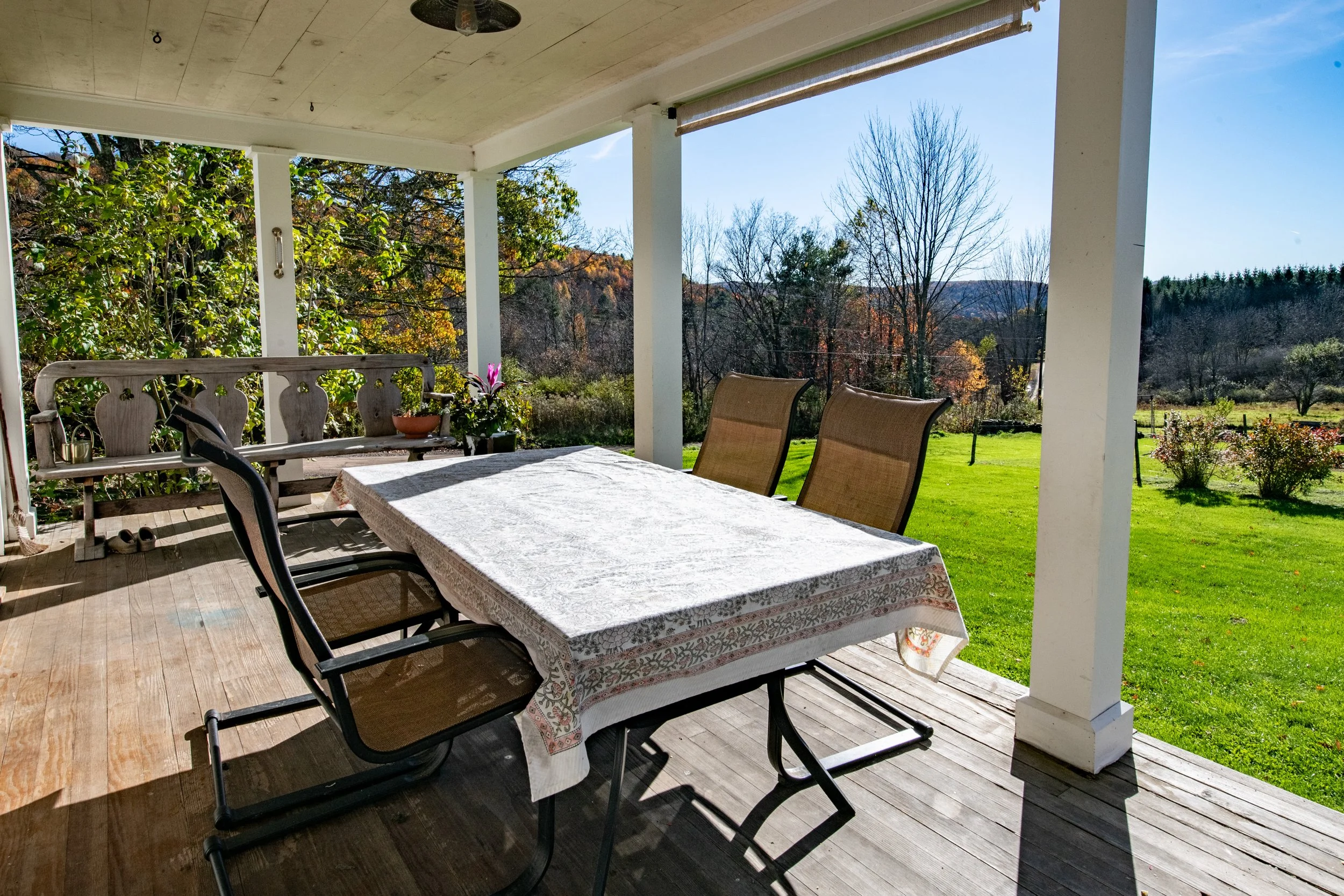 026_front-porch.jpg