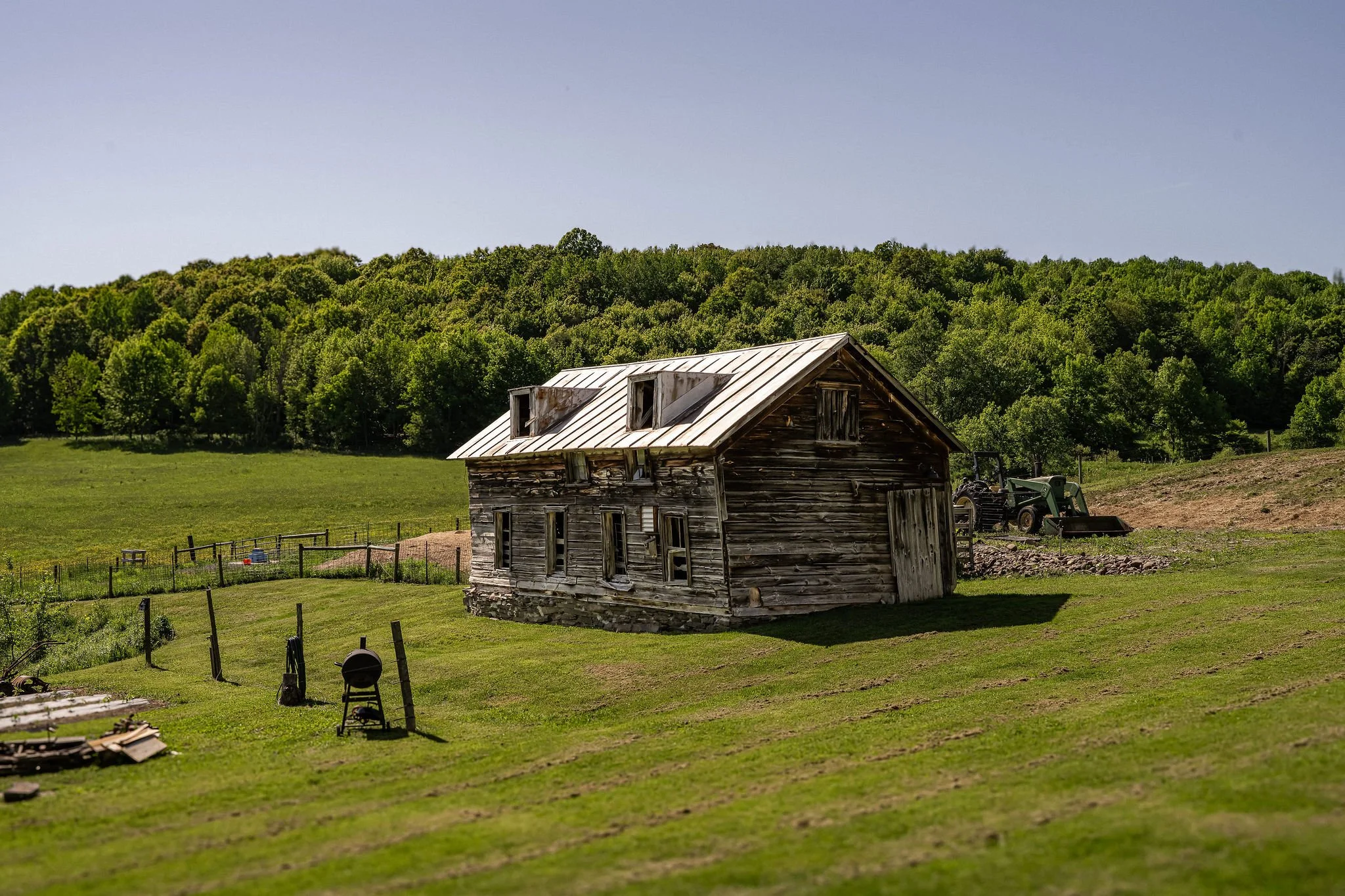 042_barn1.jpg