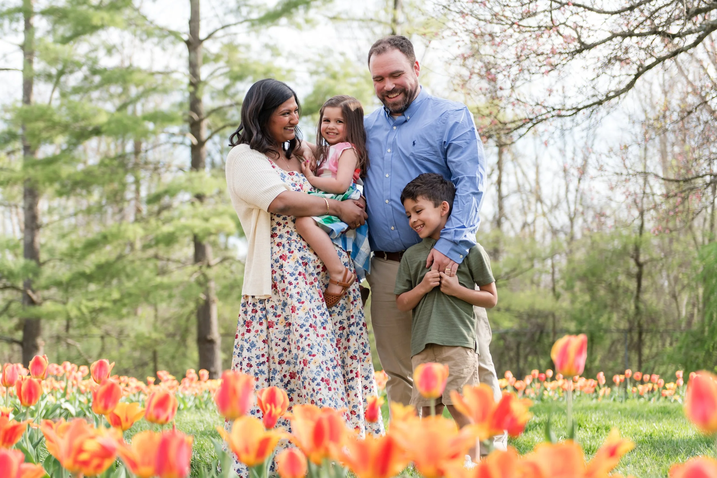 Inniswood Metro Garden Family Photography | Spring Mini Session