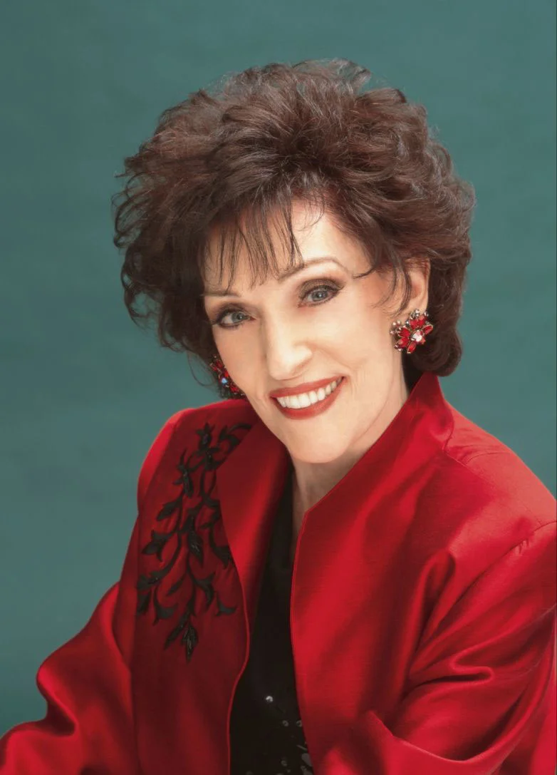 Dottie Rambo Posed Color4.jpg