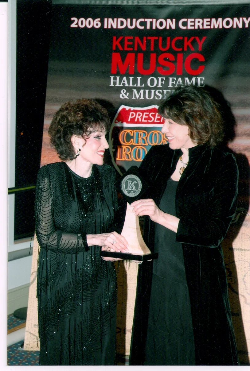 Lily Tomlin Inducting Dottie Into KY Music Hall Of Fame 2006