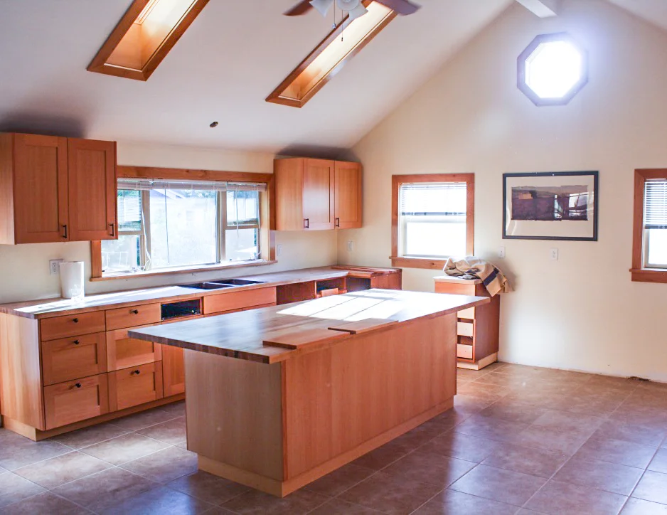 Cabinets_049.jpg