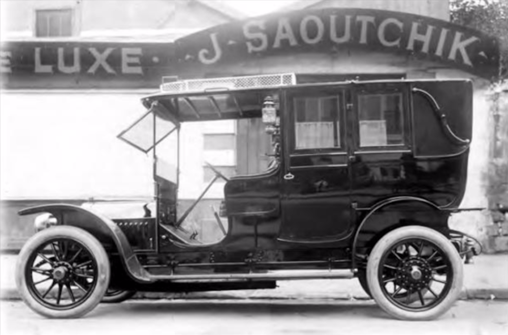 (1907) 22 CV Berliet ...This is the earliest known photo of a Saoutchik coach