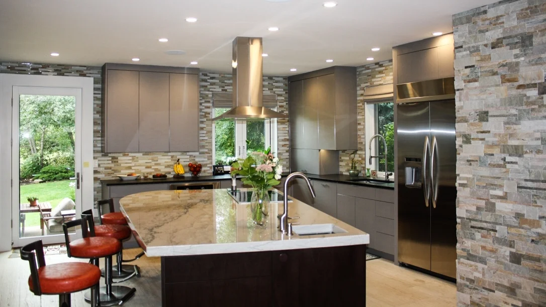 Cabinets_016.jpg