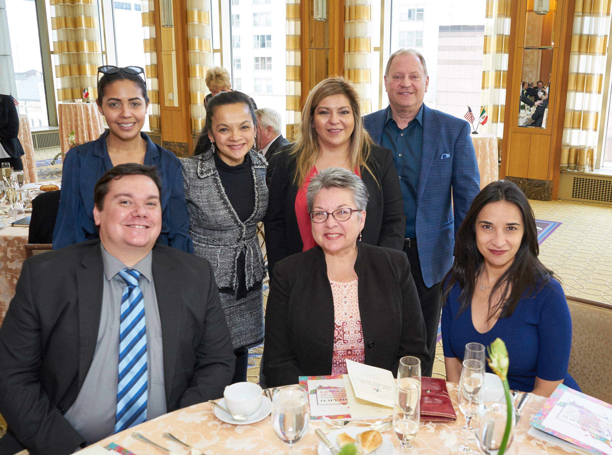  Guests at the United Airlines table 