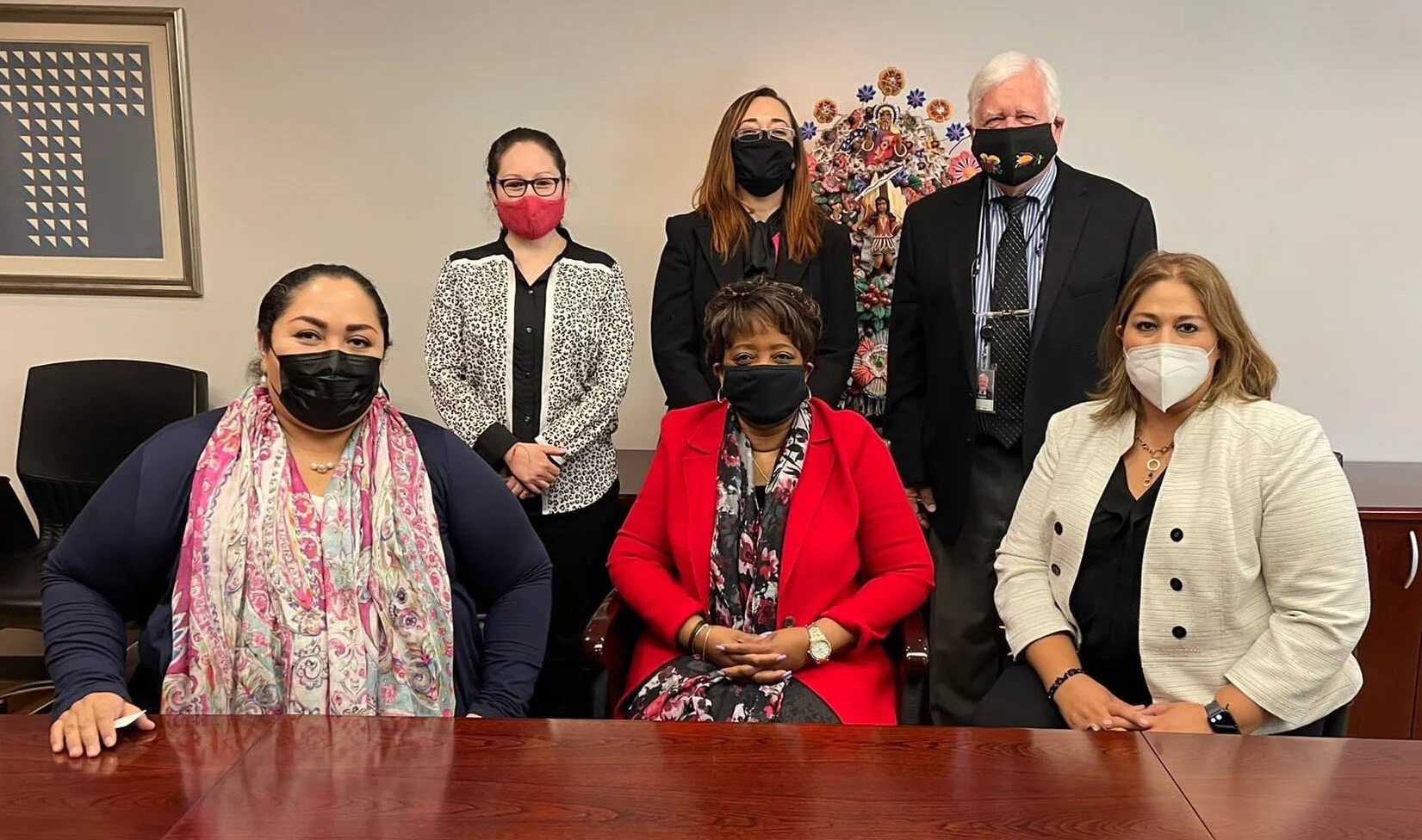Ralph Biedermann (top row right), together with Robin L. Brown and Luz del Carmen Najera of Ingredion (bottom row center and right), meet with Ambassador Reyna Torres (bottom row left) and Karla Orozco and Rocio Rivera (top row left and center) at the Consulate of Mexico in Chicago on May 11, 2021, to discuss trade in agricultural products. Ingredion has three facilities in Mexico and has had production presence in the country for over 100 years.