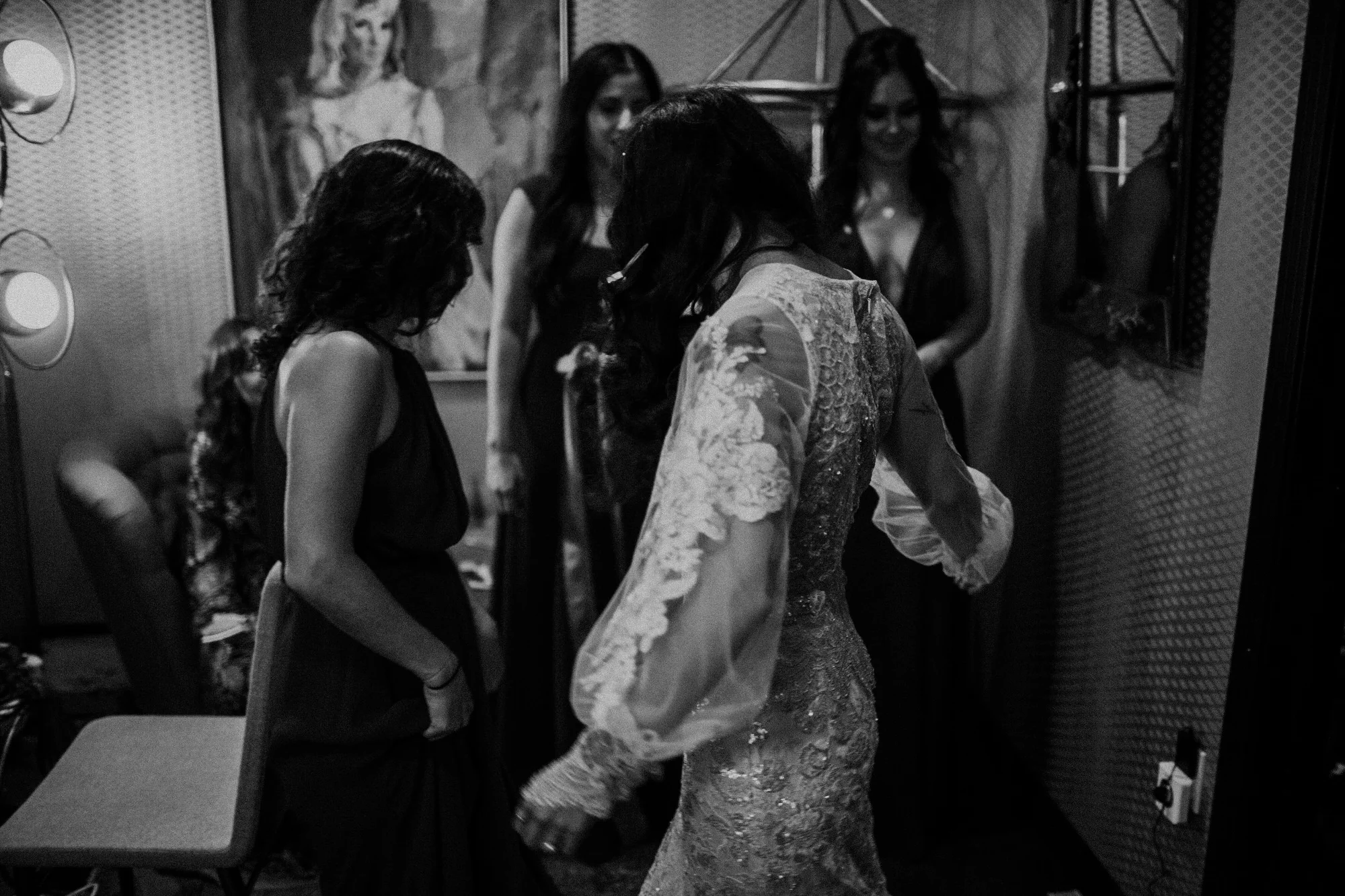 los angeles bride wedding dress