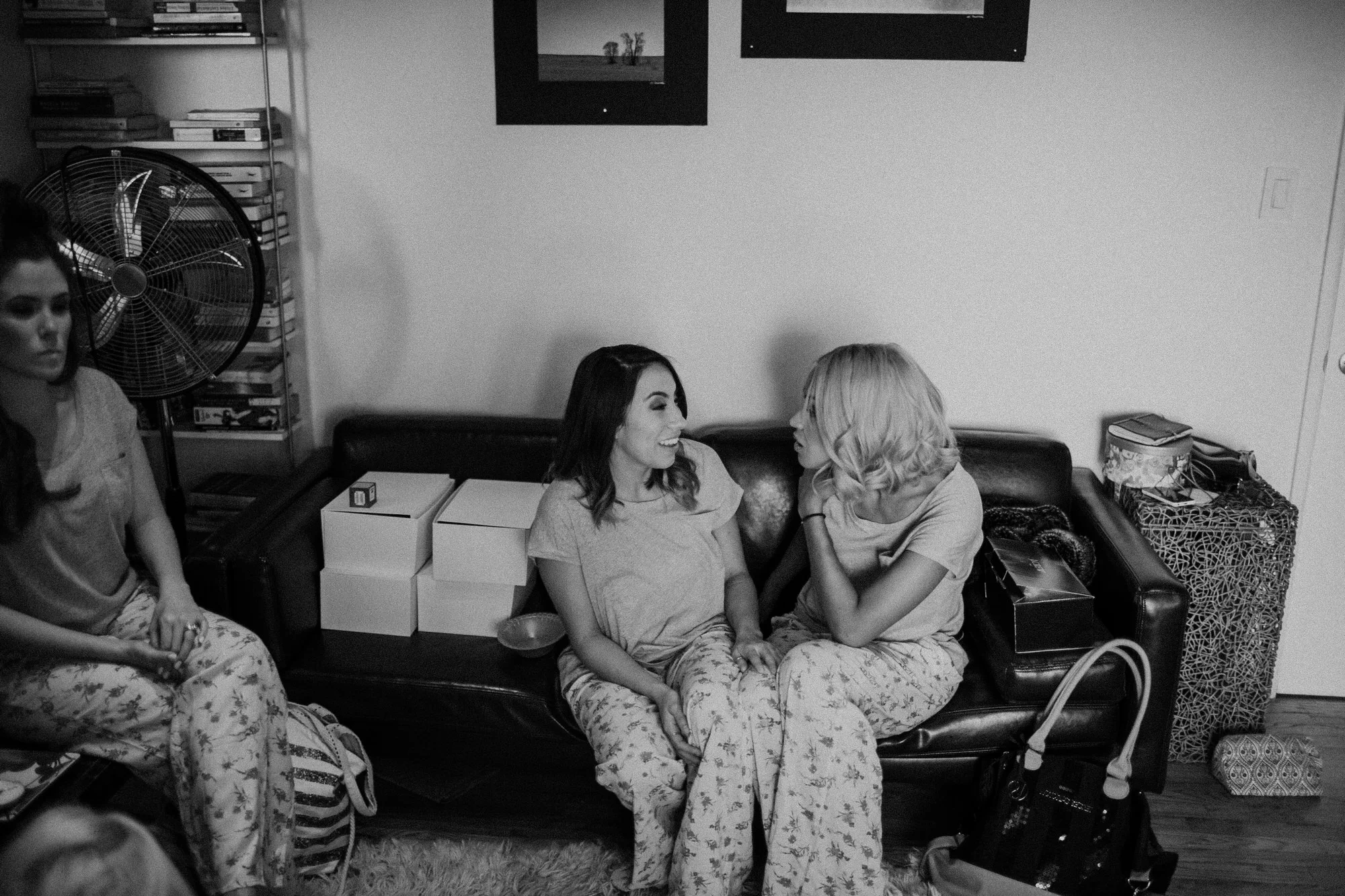 bridesmaids getting ready in los angeles