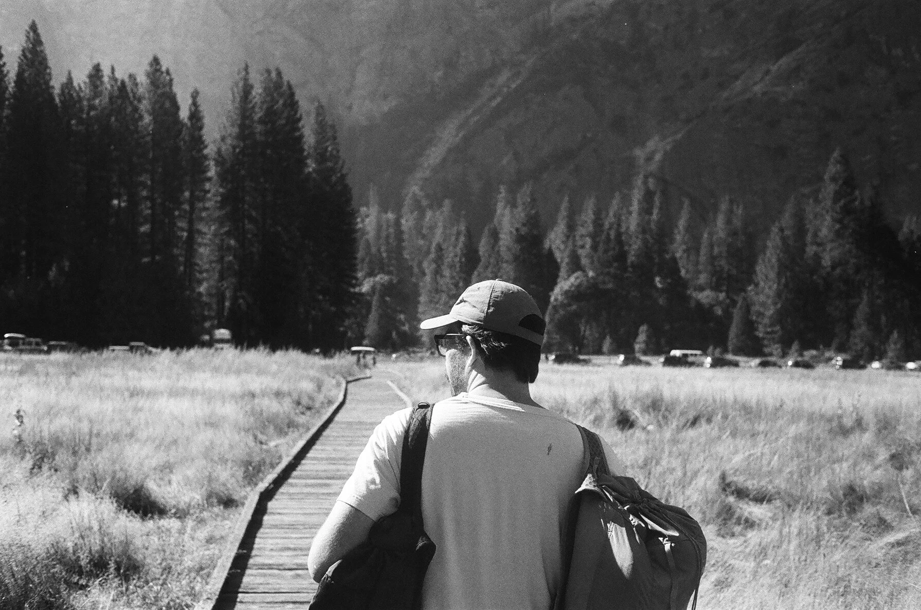 hiking in yosemite
