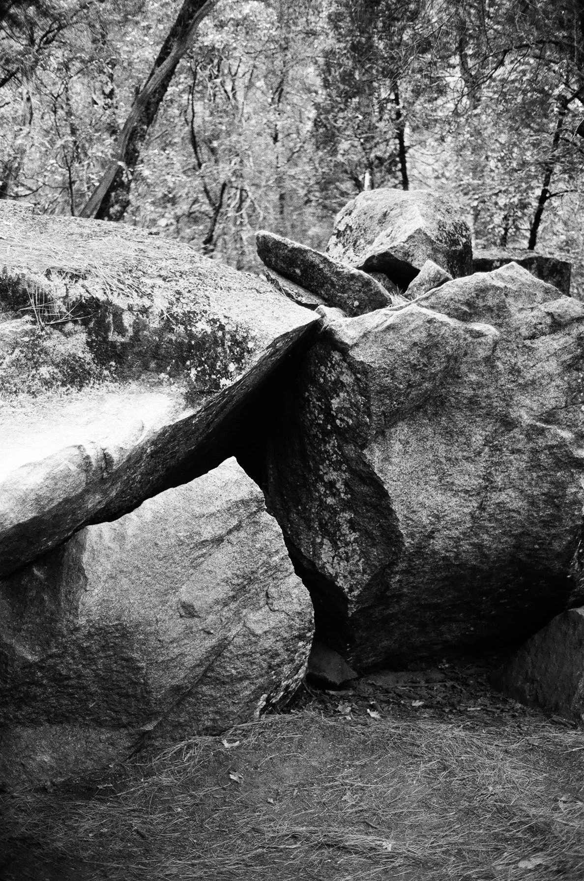 rock falls in yosemite