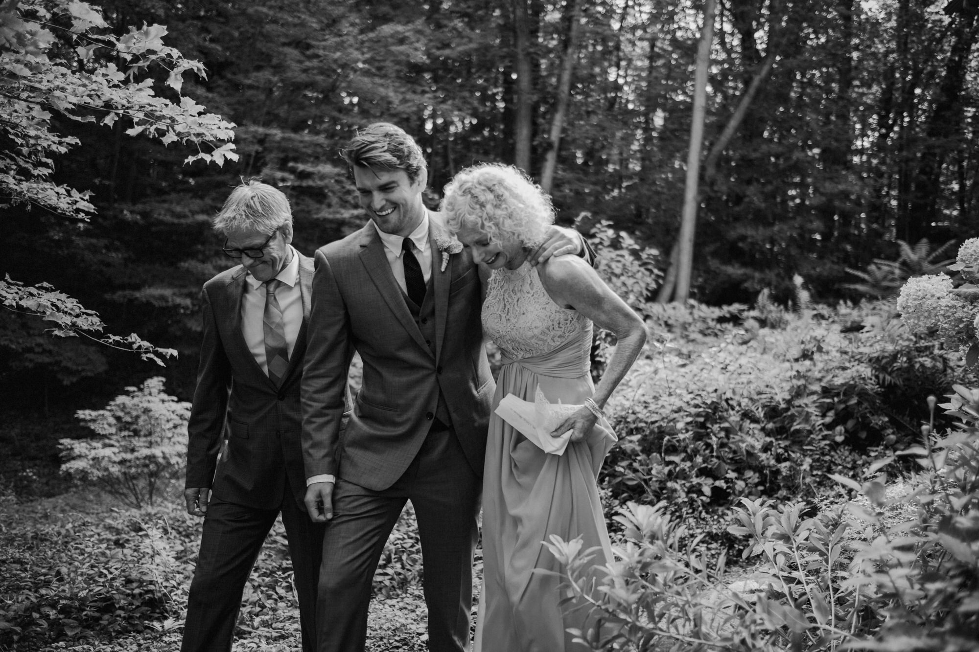 the groom with his parents